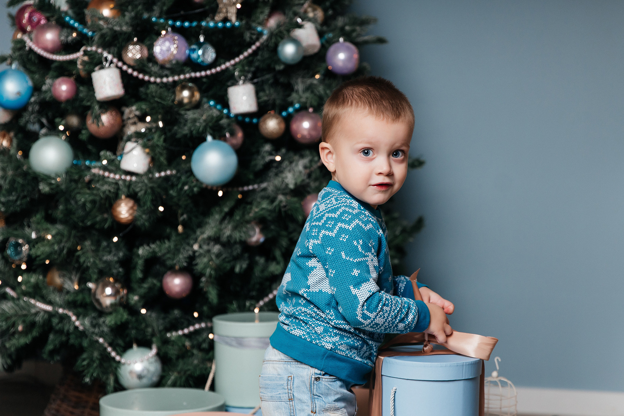 Алина, Дениска и бабушка Татьяна (13 ноября 2022). Свадебный и семейный фотограф Крамар Наталья