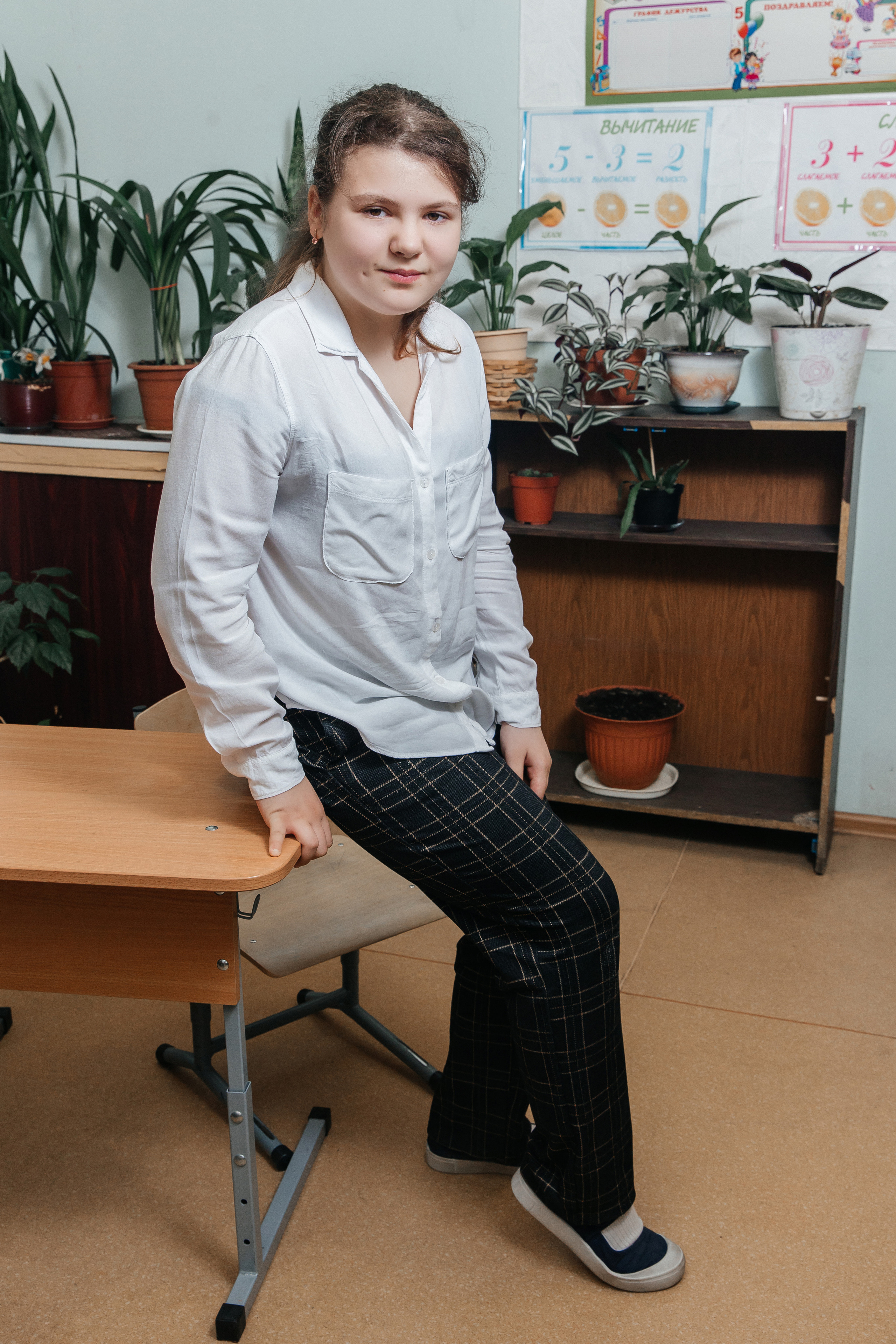 Школа № 90 — 4В класс (25.04.2023) Съемка на папки. Свадебный и семейный фотограф Крамар Наталья