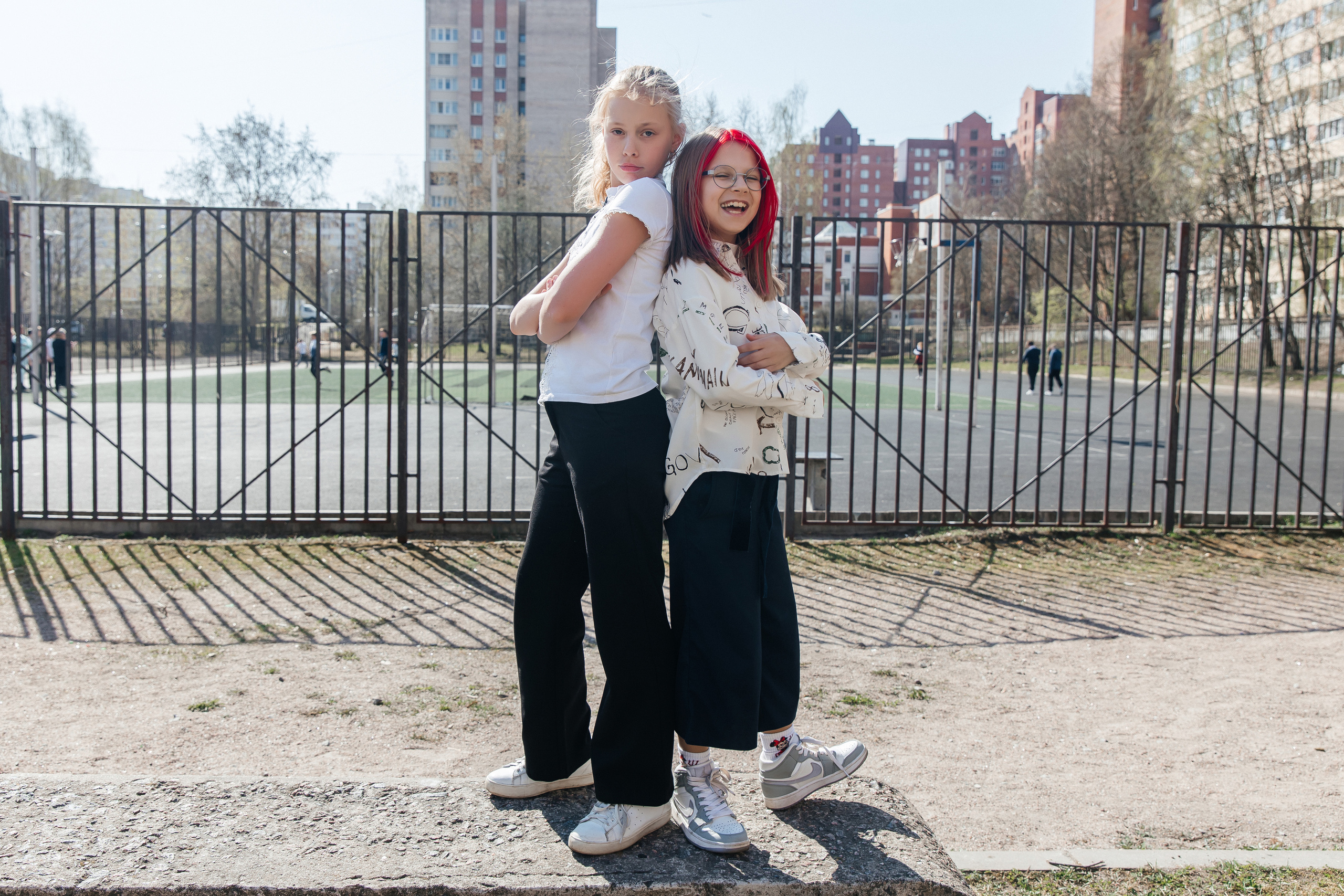 Школа № 90 — 4В класс (25.04.2023) Съемка на папки. Свадебный и семейный фотограф Крамар Наталья