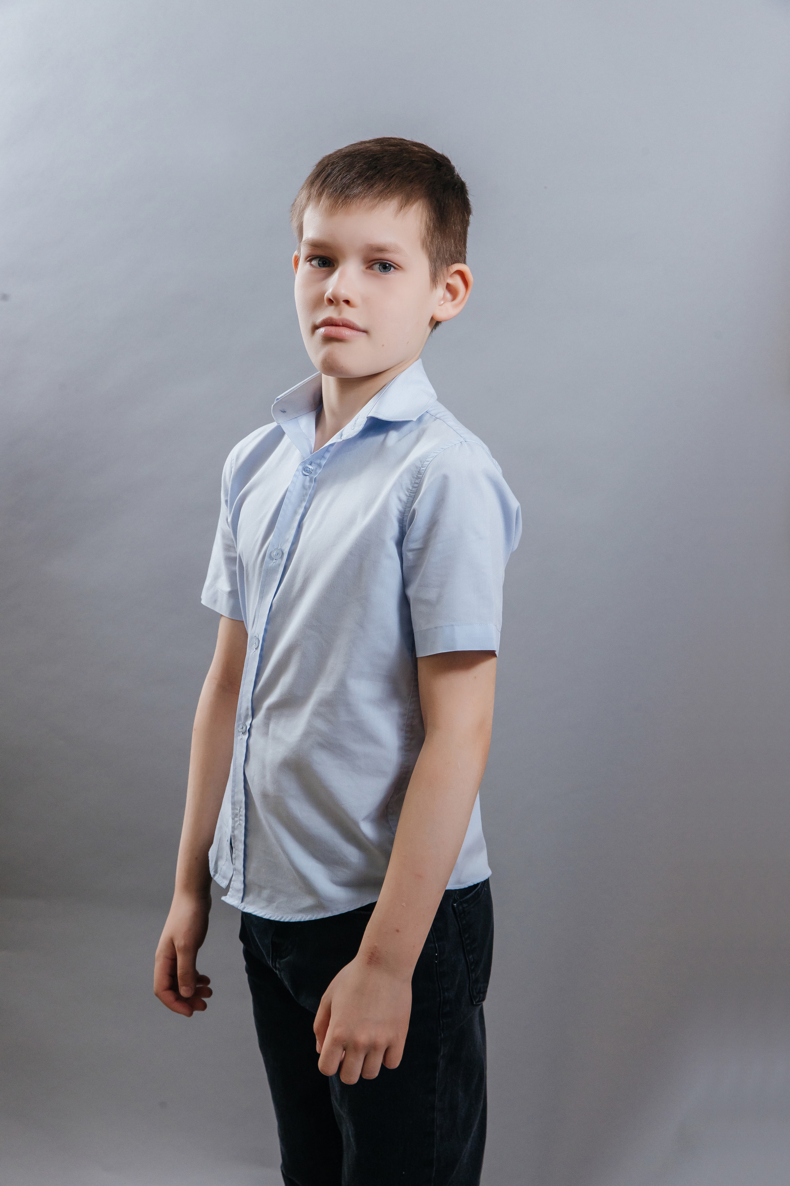 Школа № 90 — 4В класс (25.04.2023) Съемка на папки. Свадебный и семейный фотограф Крамар Наталья