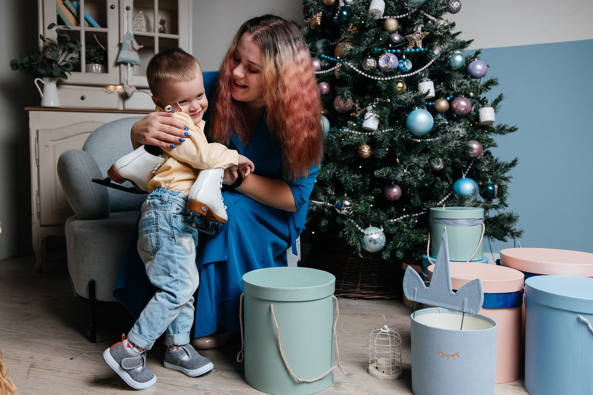 Алина, Дениска и бабушка Татьяна (13 ноября 2022). Свадебный и семейный фотограф Крамар Наталья