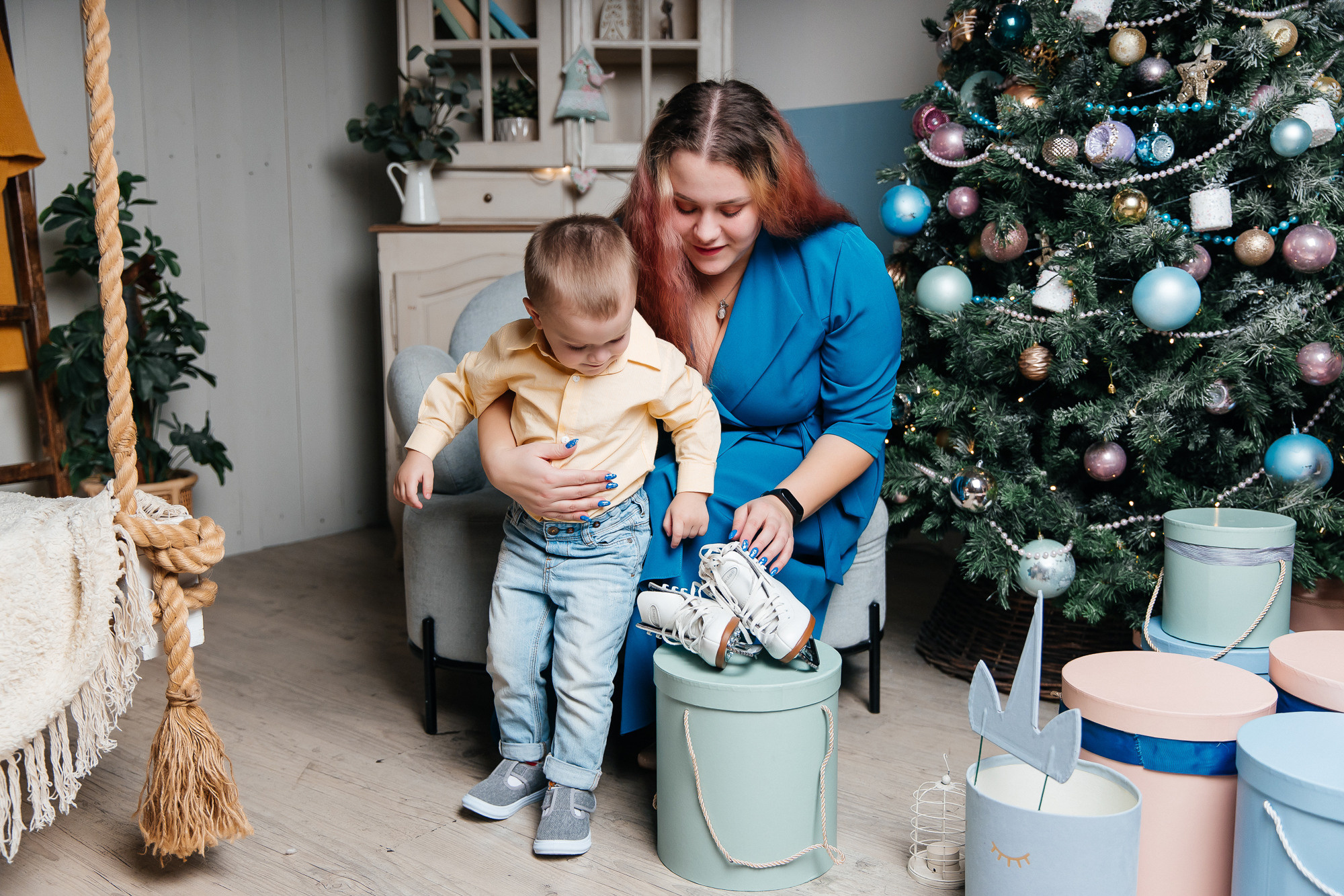 Алина, Дениска и бабушка Татьяна (13 ноября 2022). Свадебный и семейный фотограф Крамар Наталья