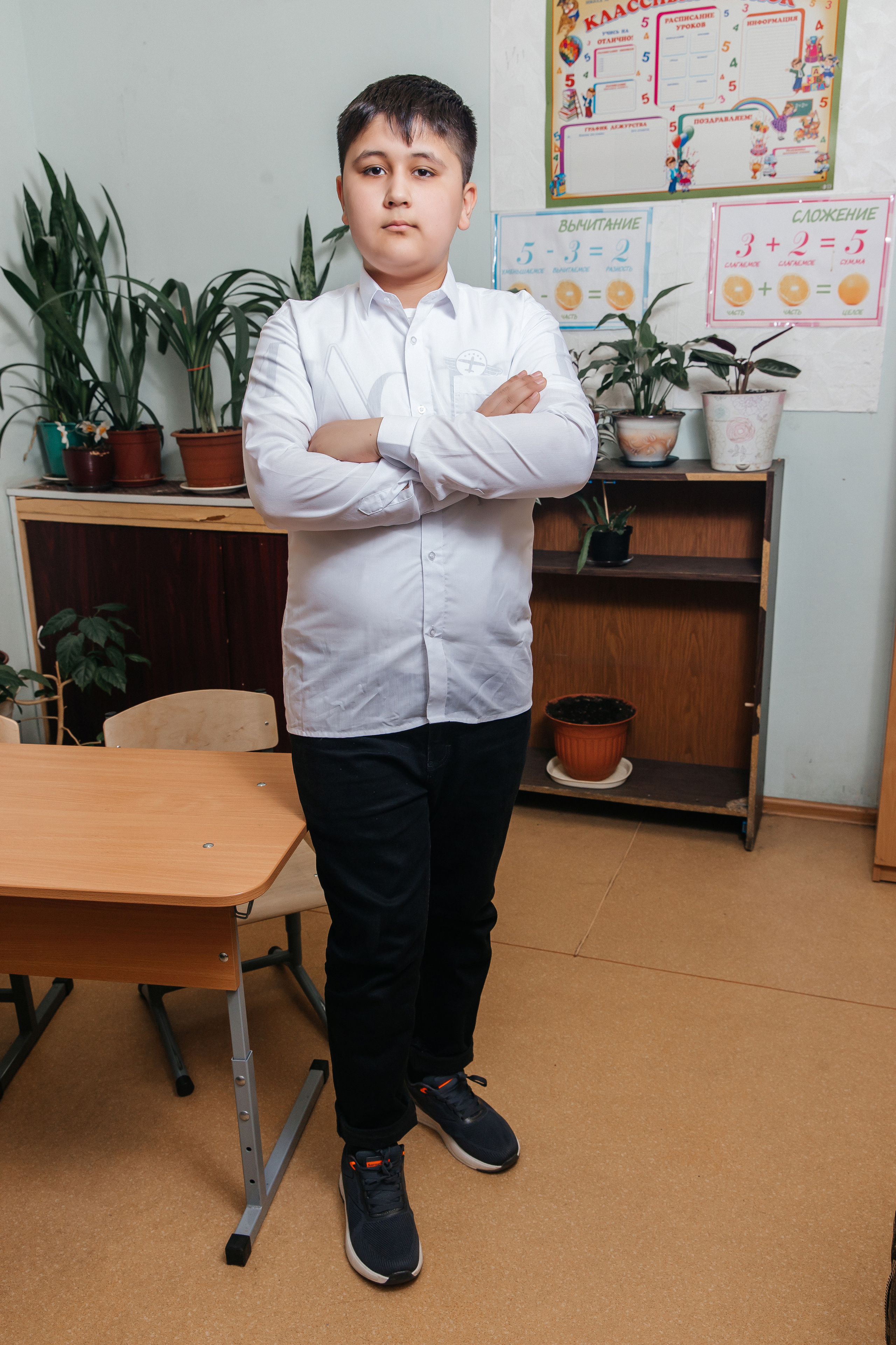 Школа № 90 — 4В класс (25.04.2023) Съемка на папки. Свадебный и семейный фотограф Крамар Наталья