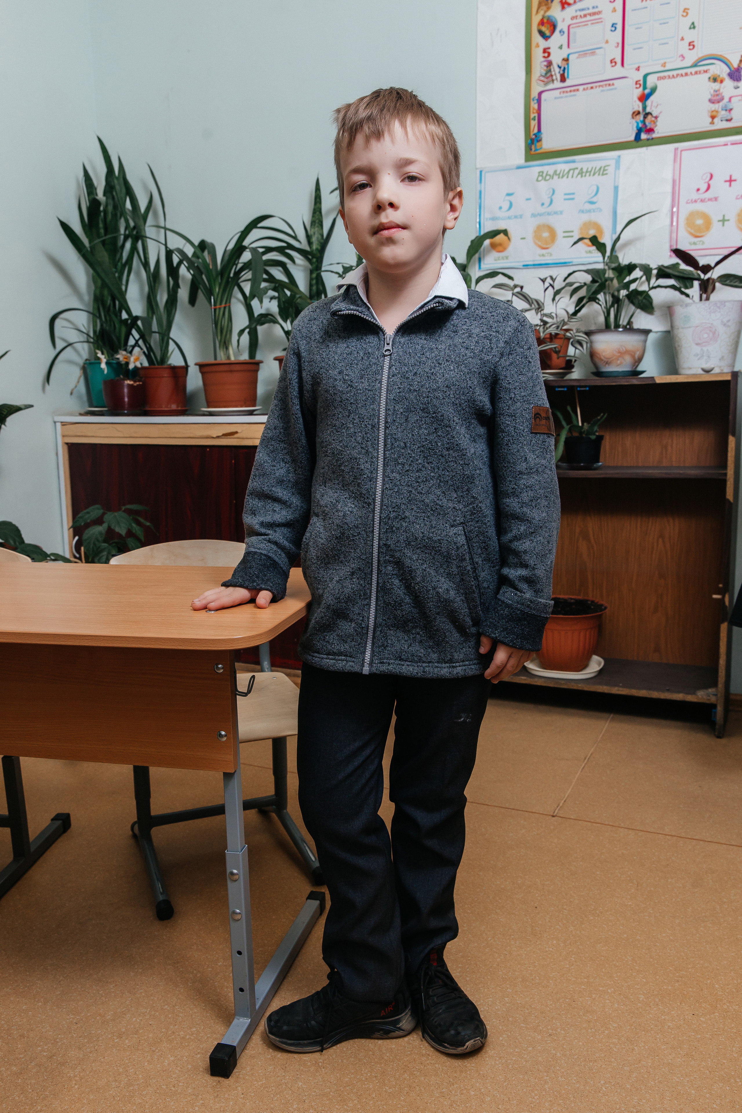 Школа № 90 — 4В класс (25.04.2023) Съемка на папки. Свадебный и семейный фотограф Крамар Наталья