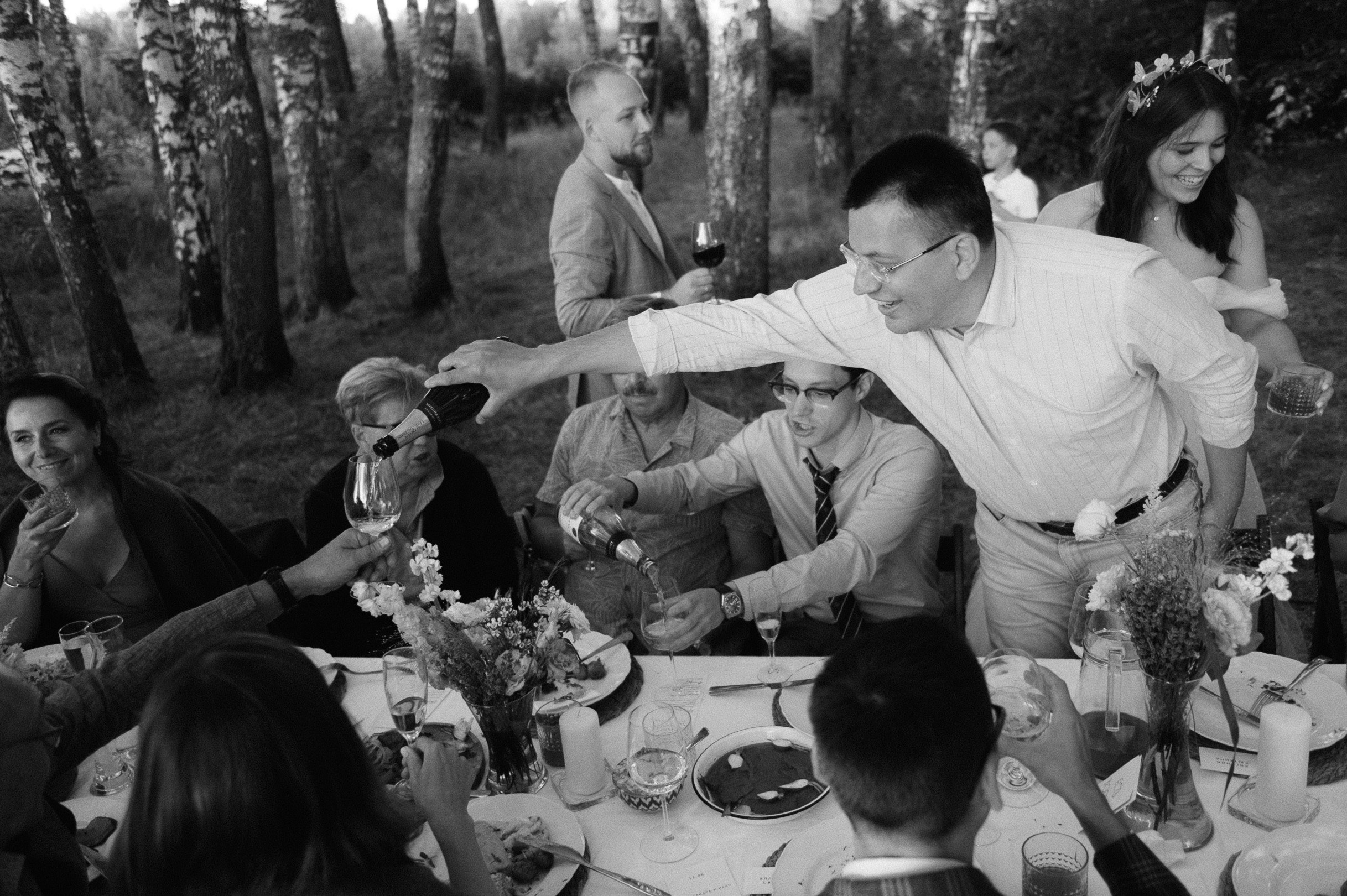 Камерный свадебный ужин в березовой роще. Афина Ефимова. Свадебный фотограф Москва