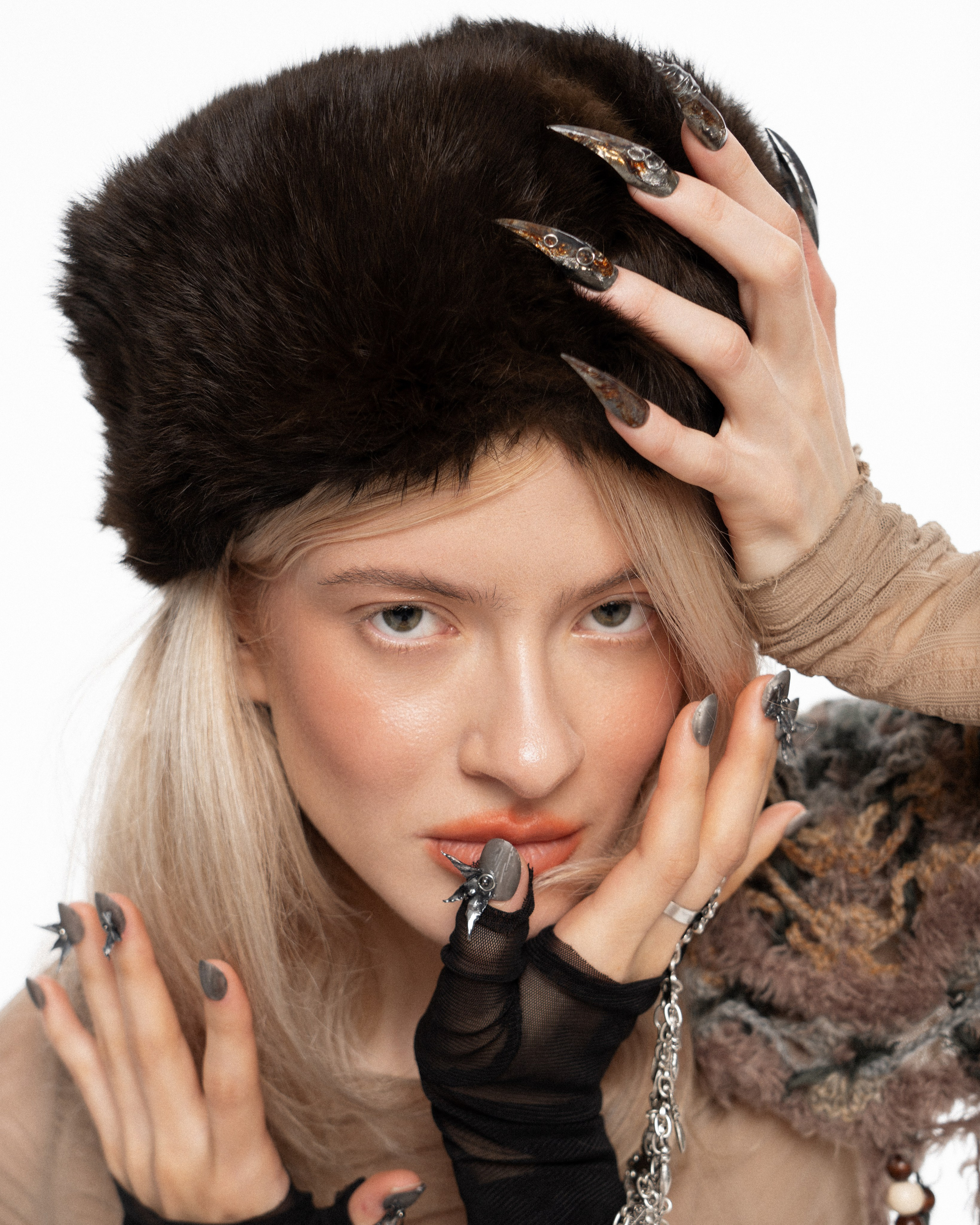 Catalog for corrosion.nails. Верговская Софья FASHION-PHOTOGRAPHER из Санкт-Петербурга