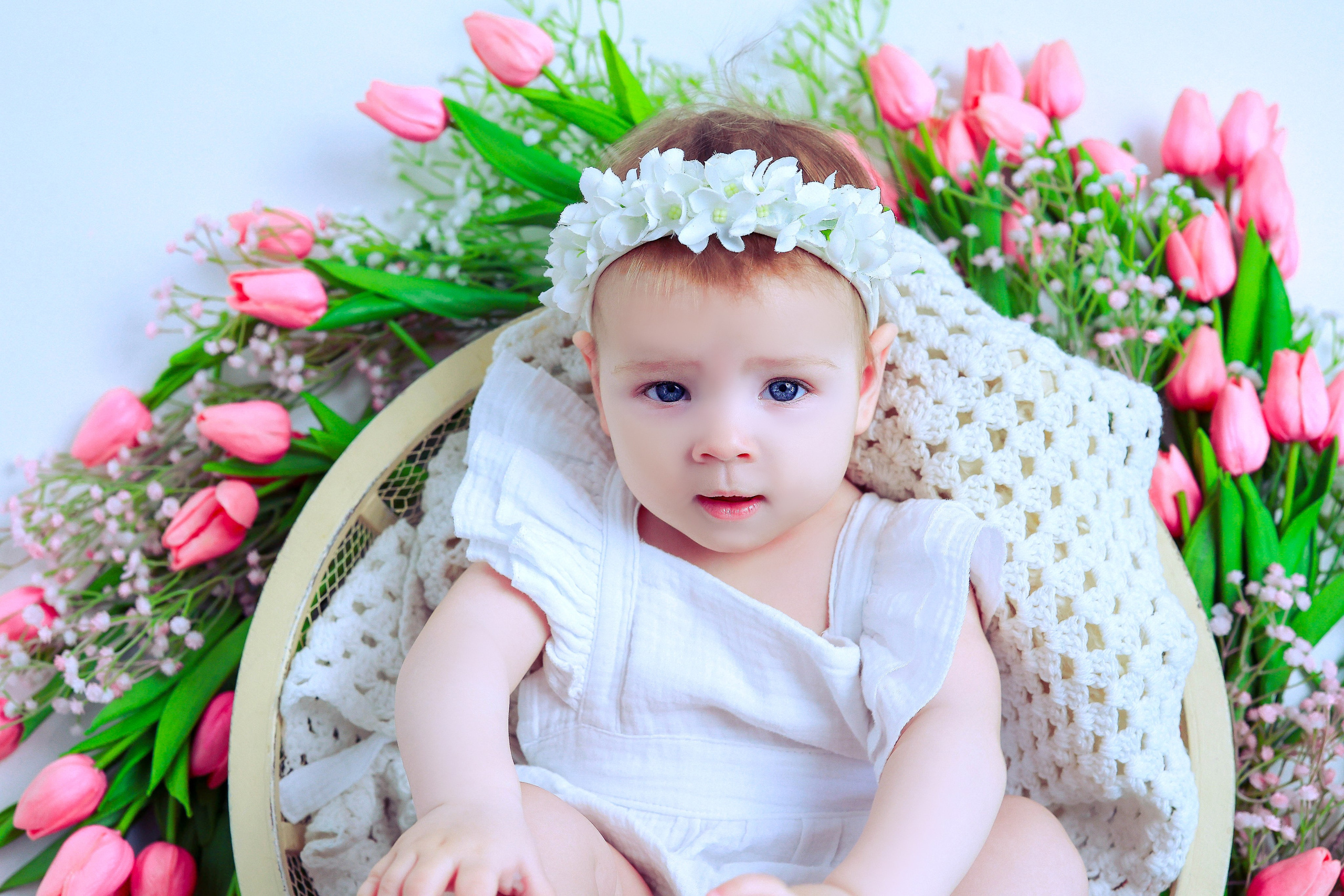 Малышки Антураж