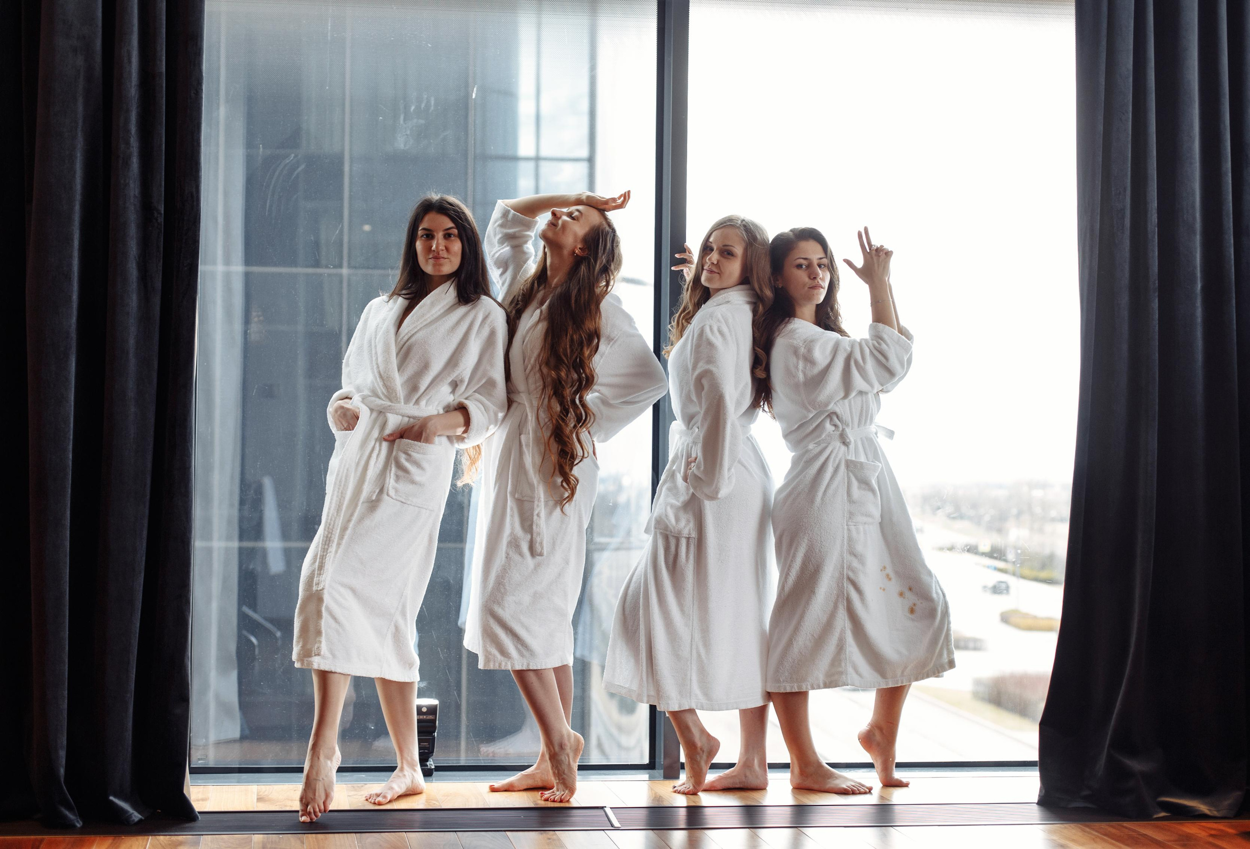 Девичник, подружки невесты. Свадебный фотограф в СПб Сергей Малиновский