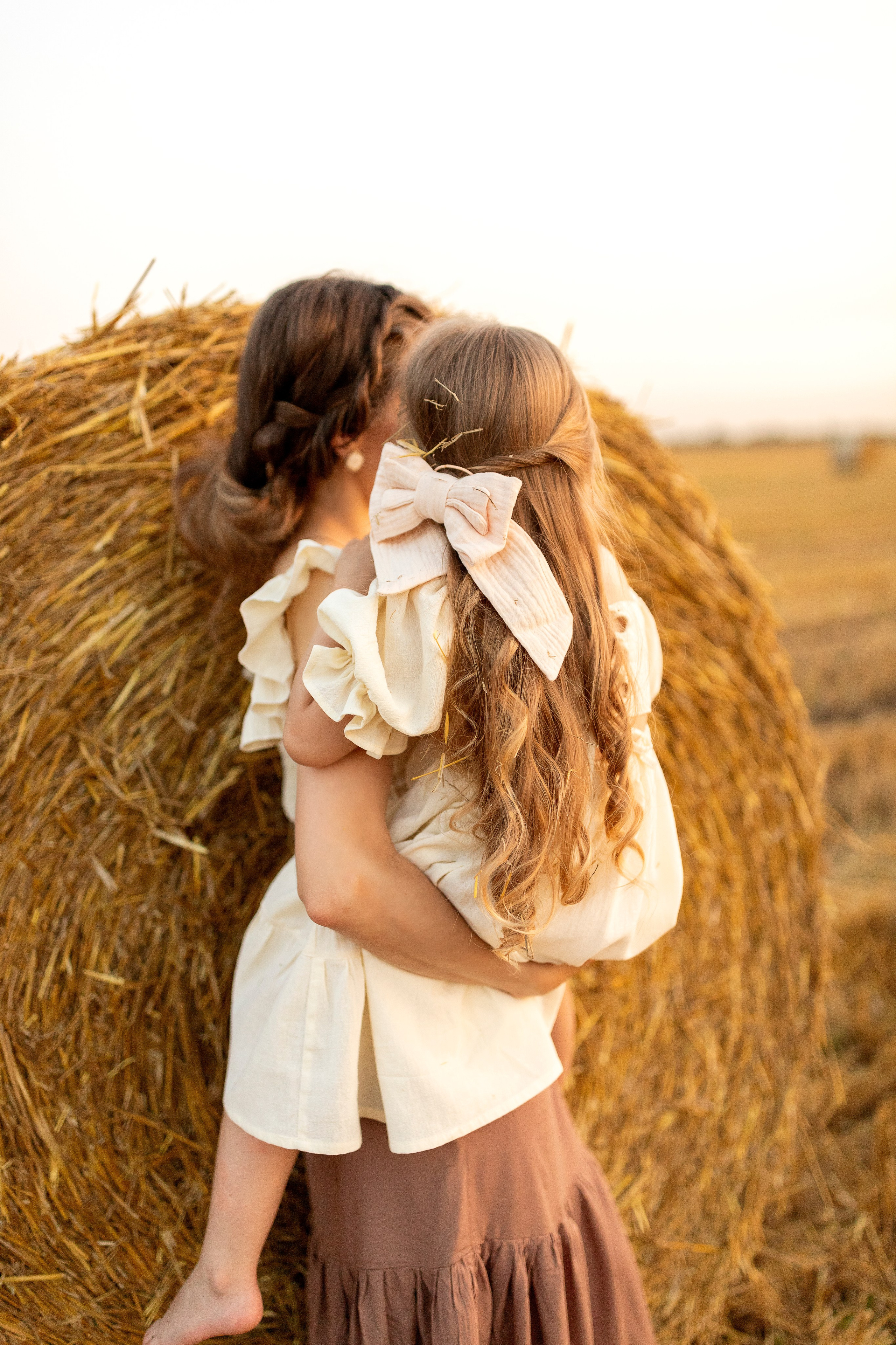 На сеновале. Настасья Перова Фотограф