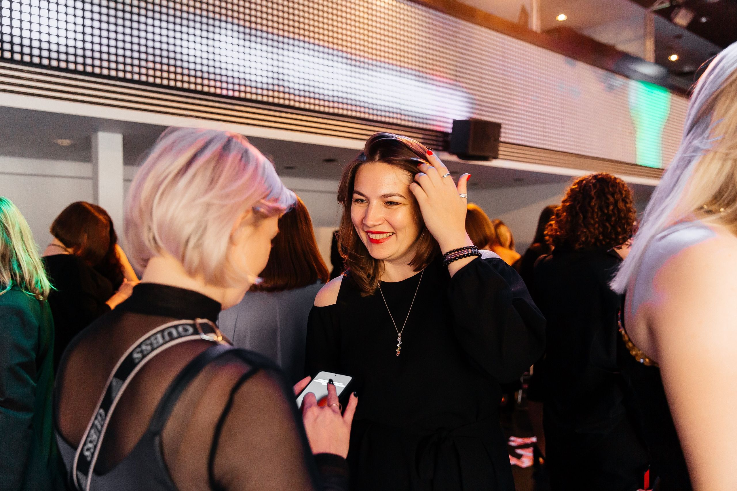 Фотозона+выступление спикеров. Фотограф в Красноярске Надежда Воскресенская