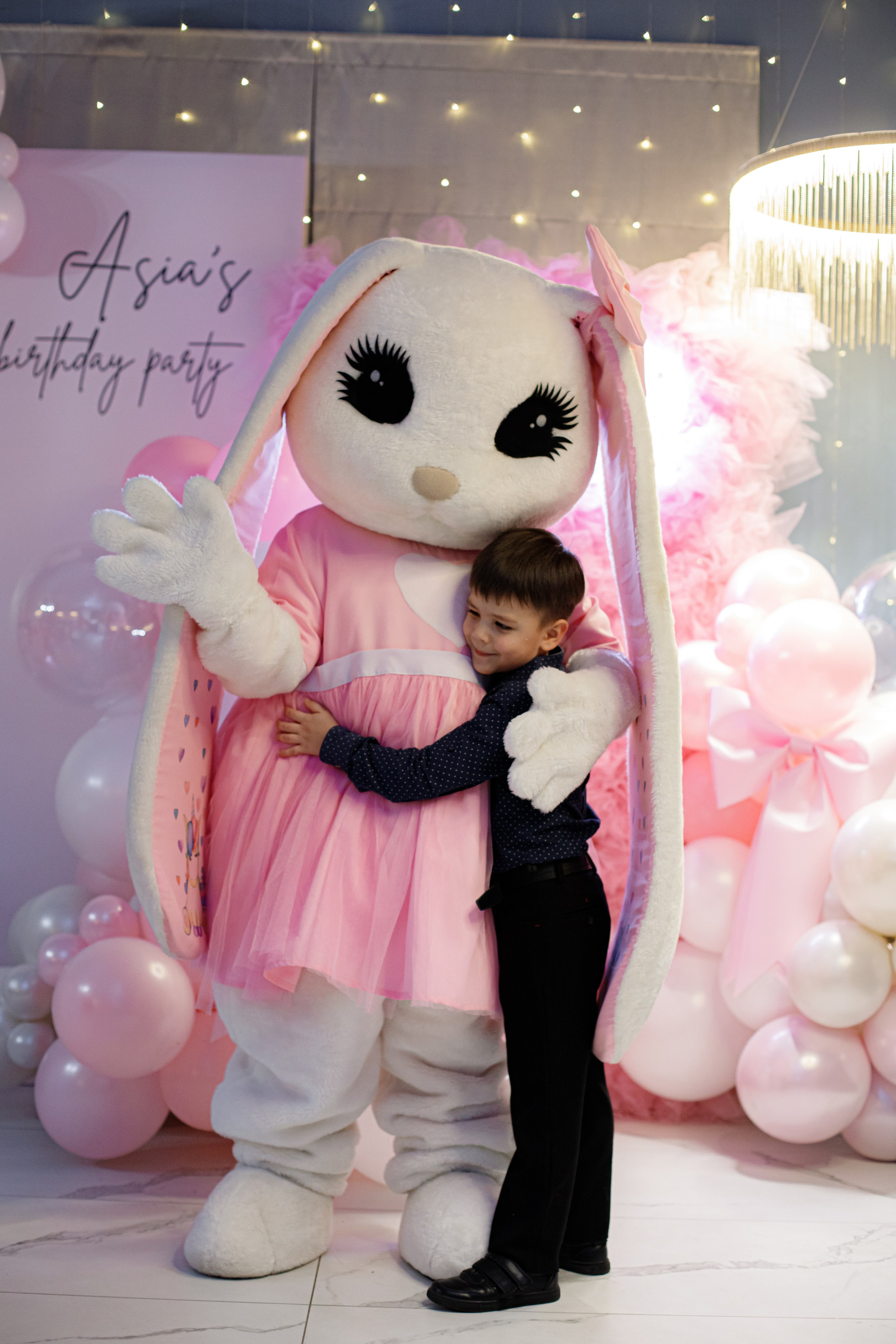 ASIA'S BIRTHDAY PARTY. Photokarish