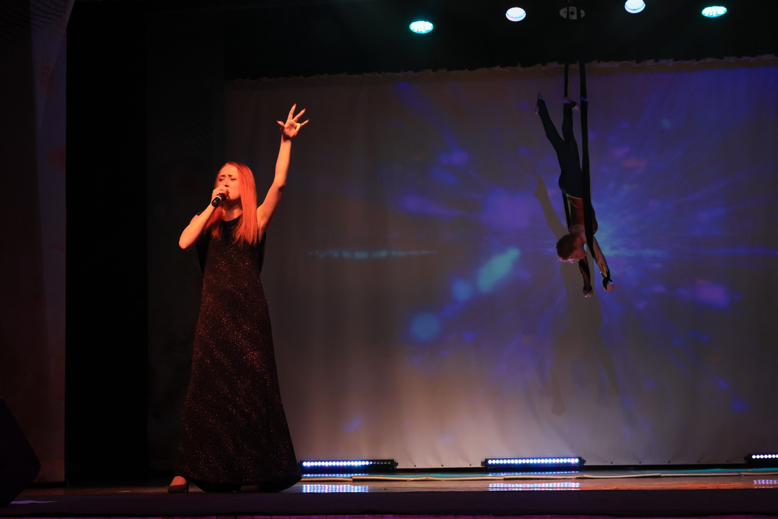 Концерт к 8 Марта в ДК «Металлург» г. Тула. Фотограф в Туле Крупский АнДРей. Фотостудия «КАДР71» в Туле