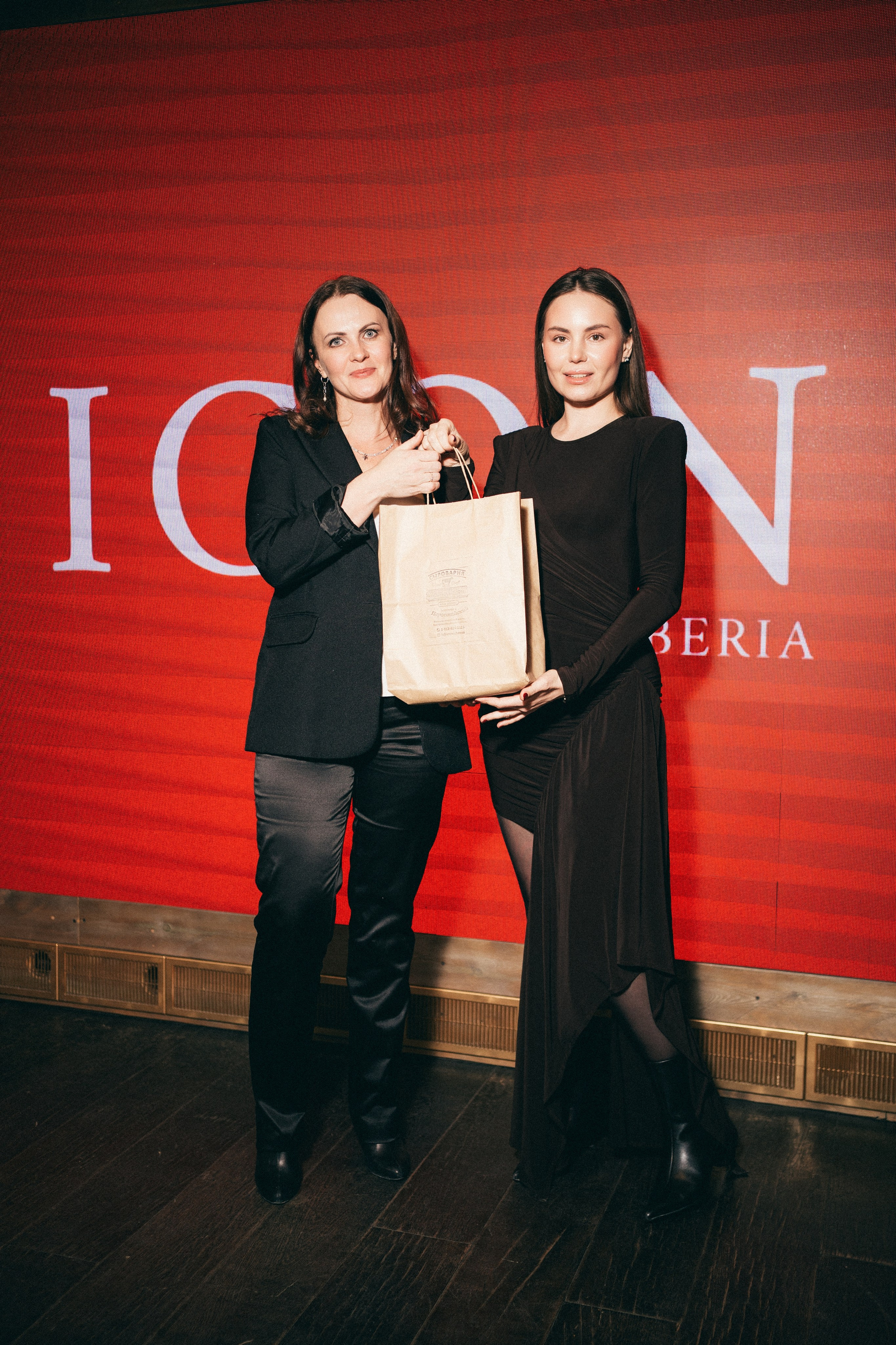 Презентация новогоднего номера журнала ICON SIBERIA MAG. Фотограф на любое событие в Кемерово