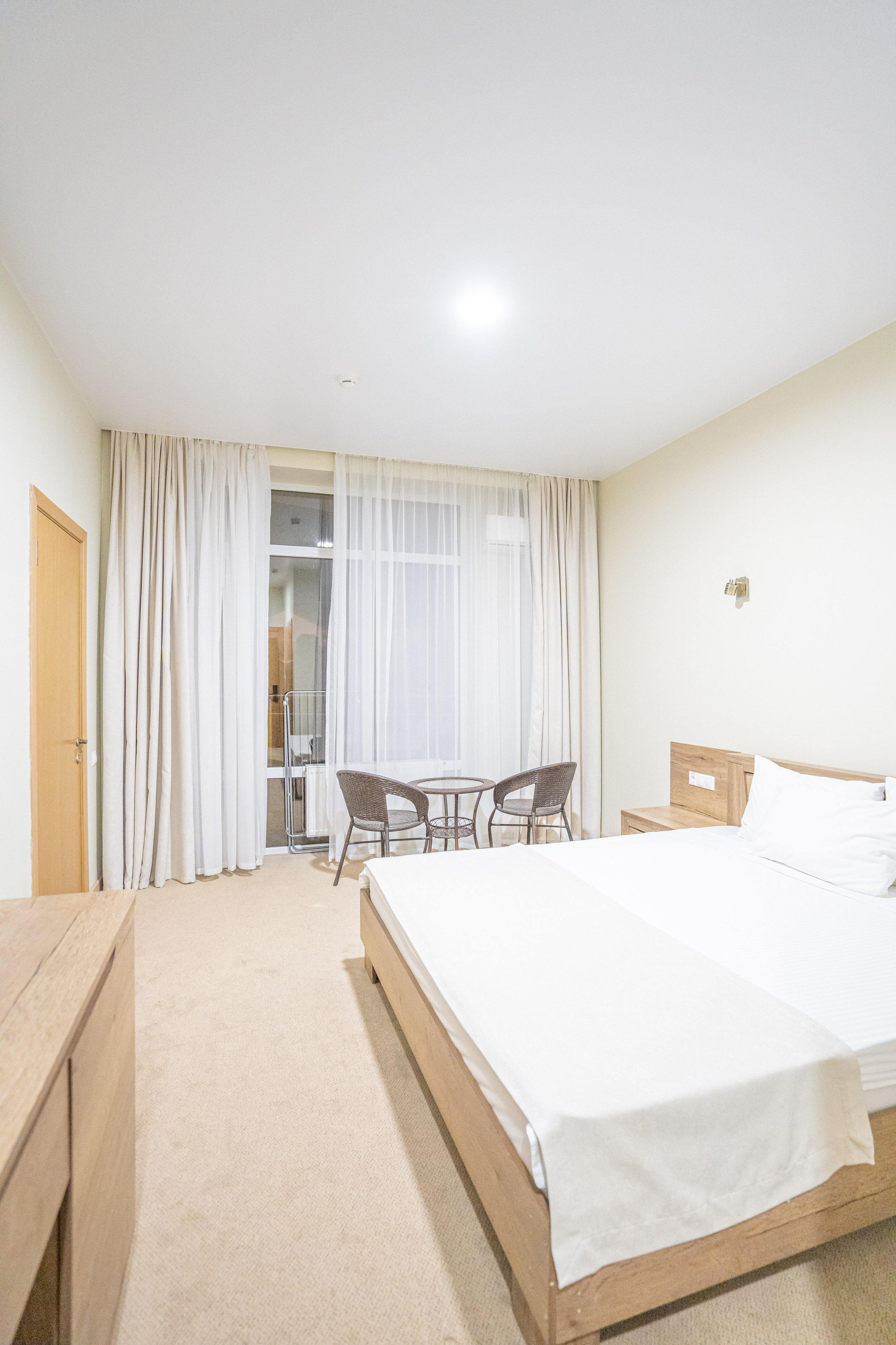 Интерьерная фотосъемка премиальных отелей Dream Hotel в Краснодаре и Анапе Профессиональная фотосъемка интерьеров отелей Dream Hotel: Красно. Шедевры для Вас! Фотограф и Видеограф в Краснодаре Пахиев Руслан