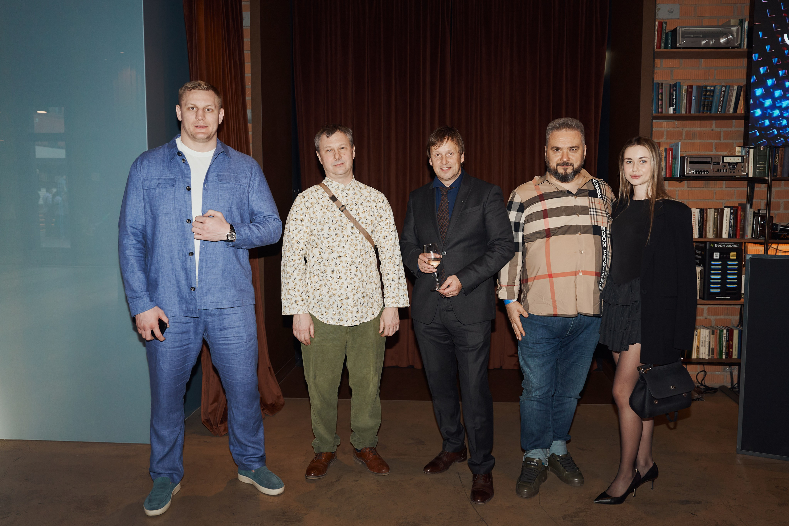 Клинике «Будь Здоров» 20 лет. Свадебный фотограф в Москве и Подмосковье Виктор Одинцов