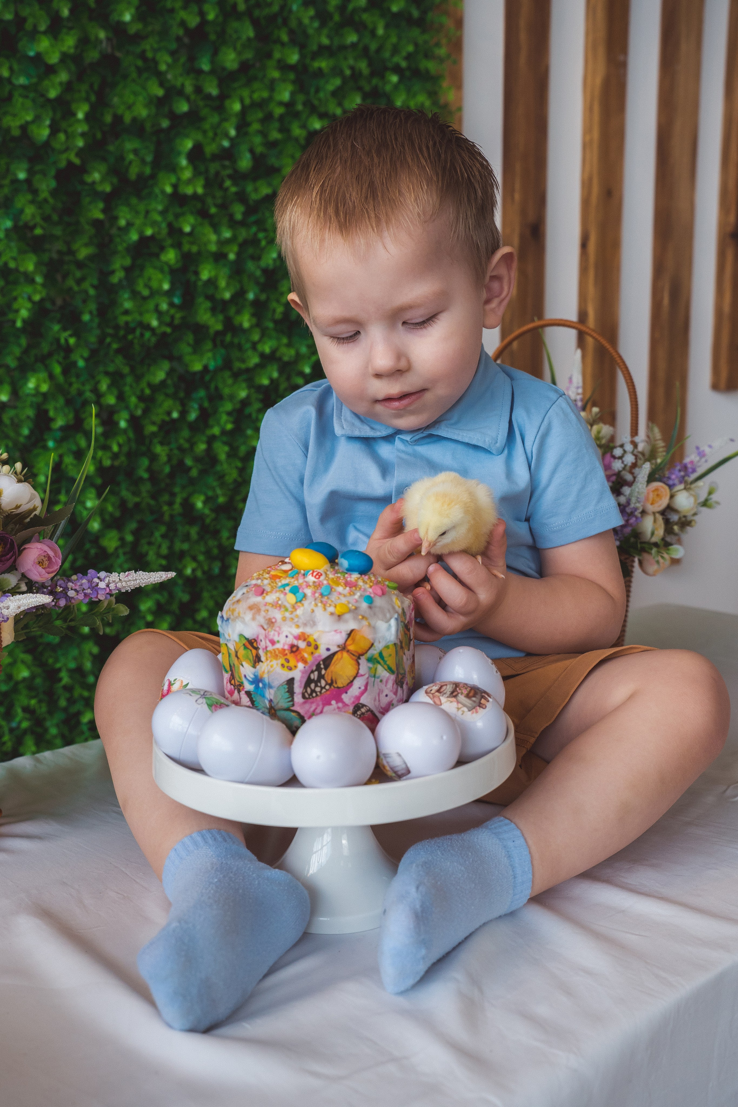 Пасхальный фотодень с цыплятами и кроликами. Фотограф Маргарита Слободянина в Хабаровске