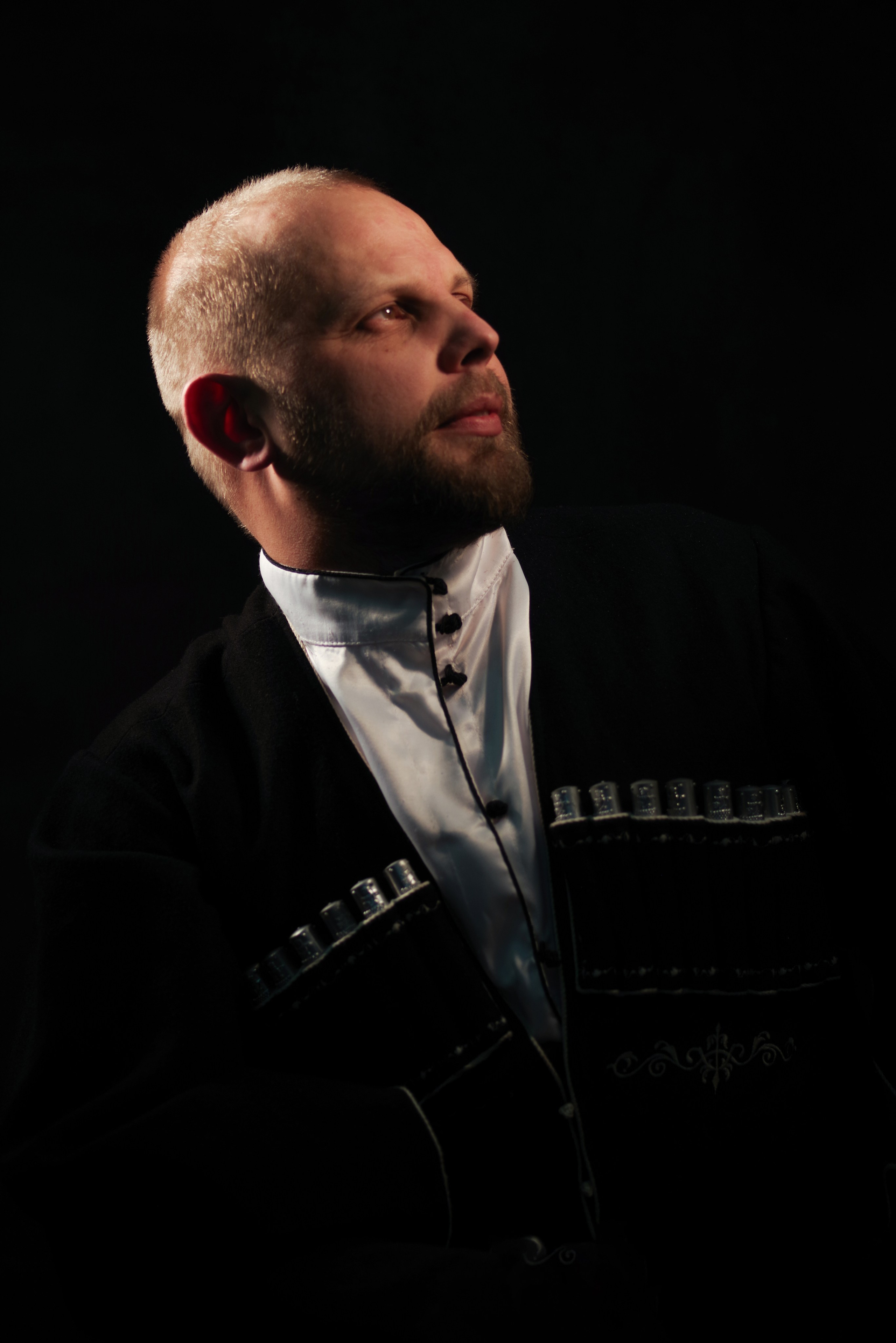 Я. Портретный фотограф Денис Милютин