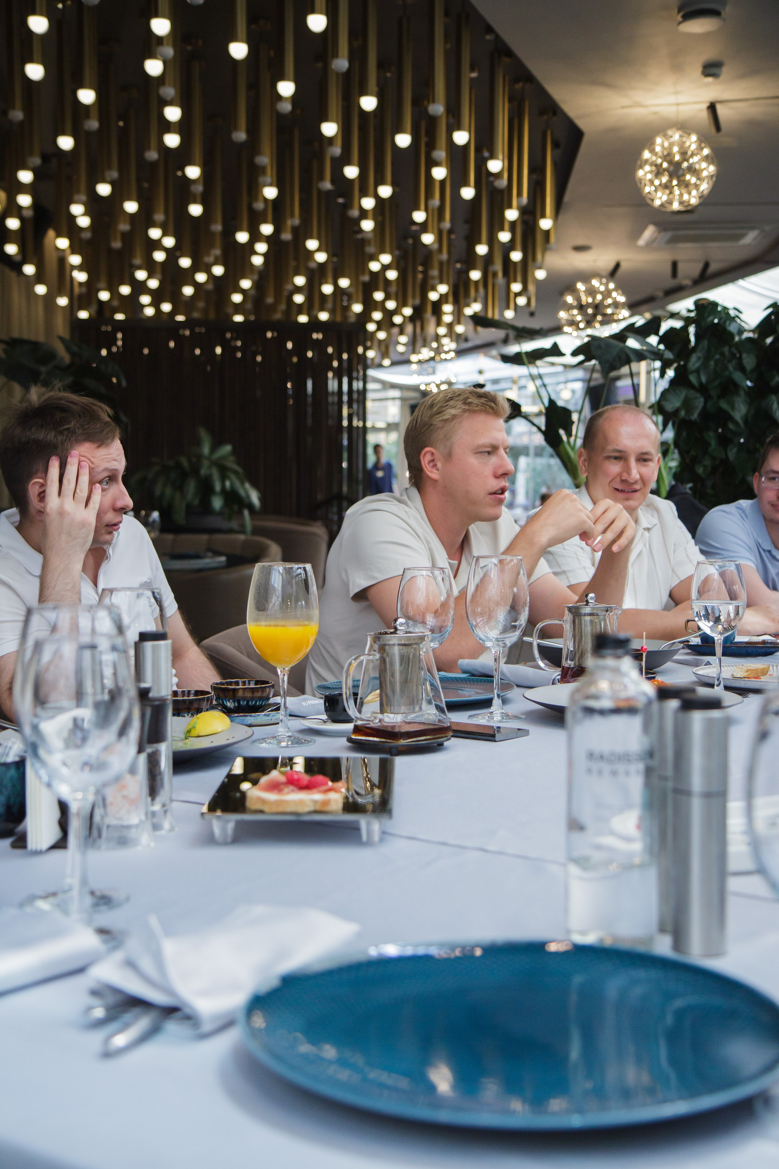 Бизнес-завтрак Германа Гаврилова. Фотограф Москва — личные фотосессии, лавстори в студии
