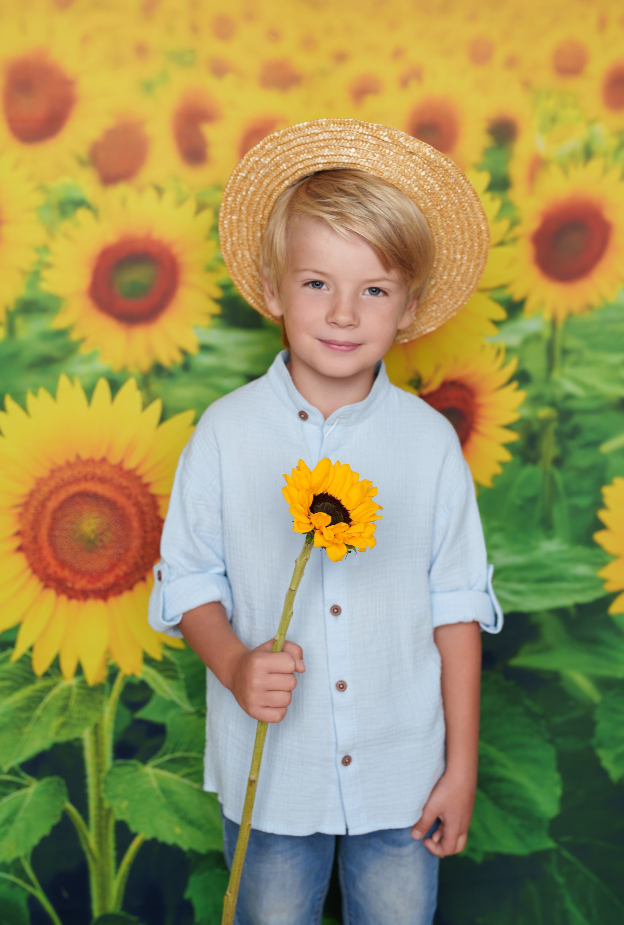 Подсолнухи. Стильные выпускные альбомы, детские фотосессии, сюжетные фотографии