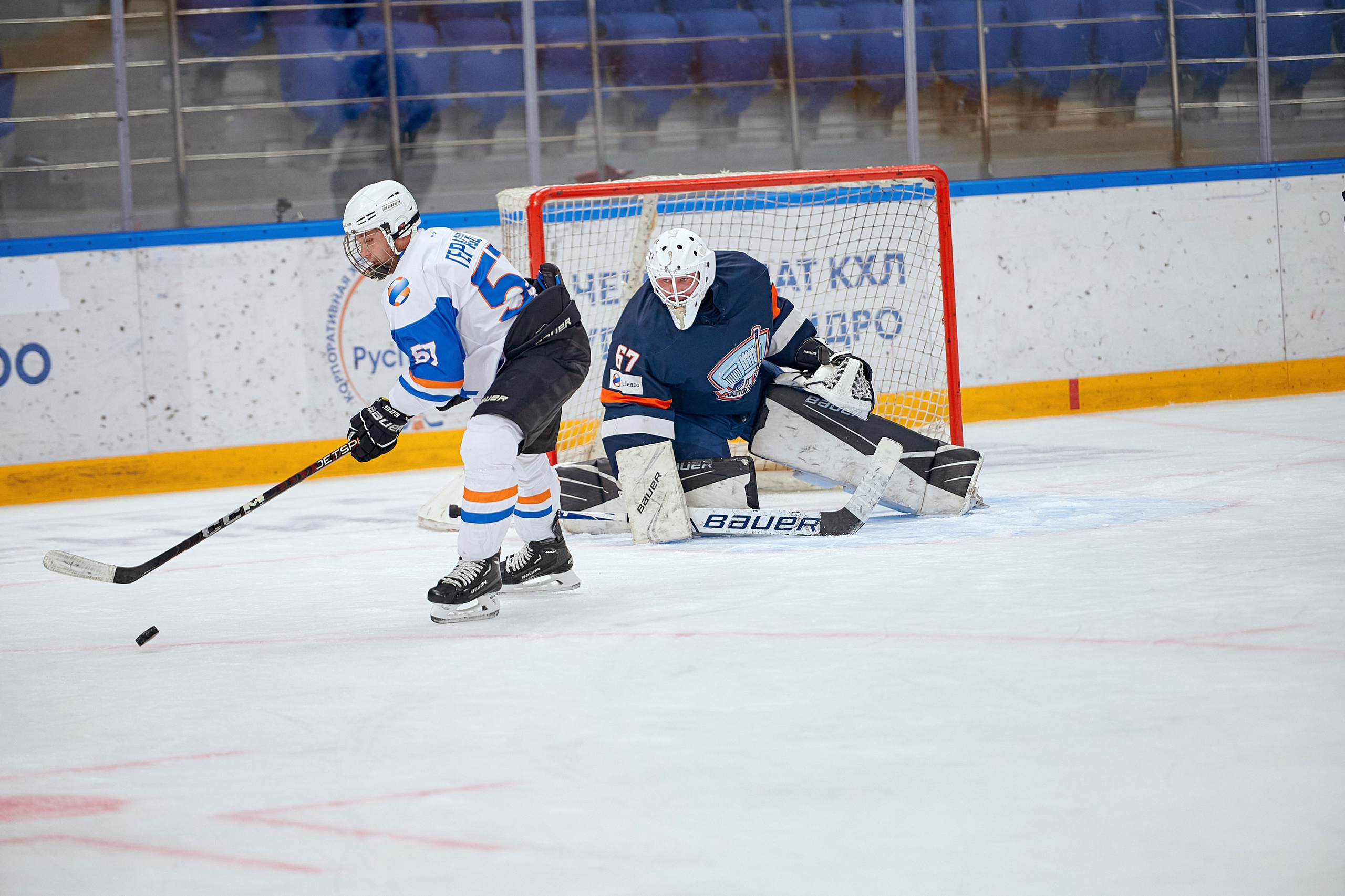 Портфолио репортажной фотосъёмки: Кристалл арена — Хоккей — РусГидро. Фотограф Яковлев Роман — Красноярск