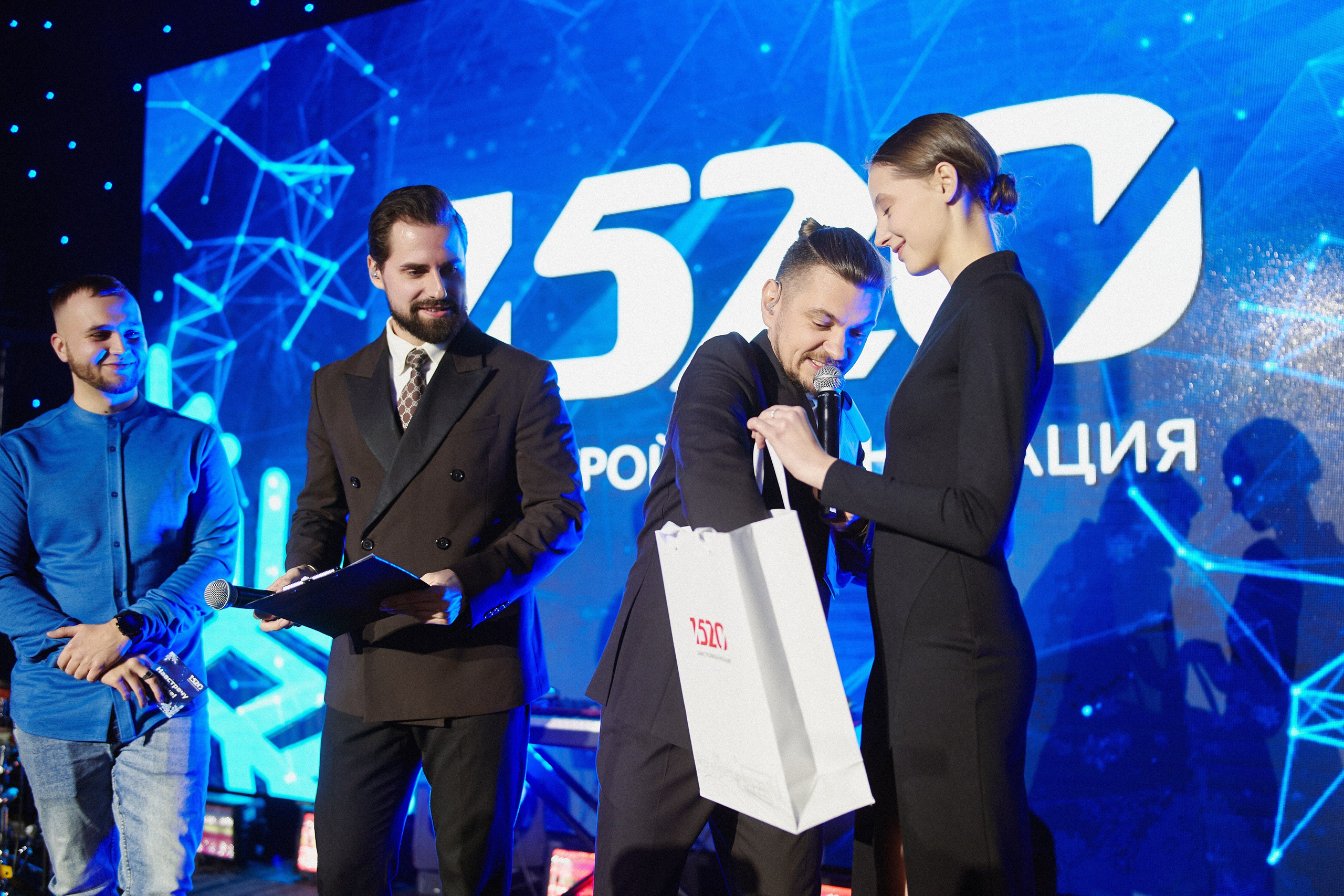 1520 HAPPY NEW YEAR. Репортажный фотограф в Хабаровске Николай Соболев