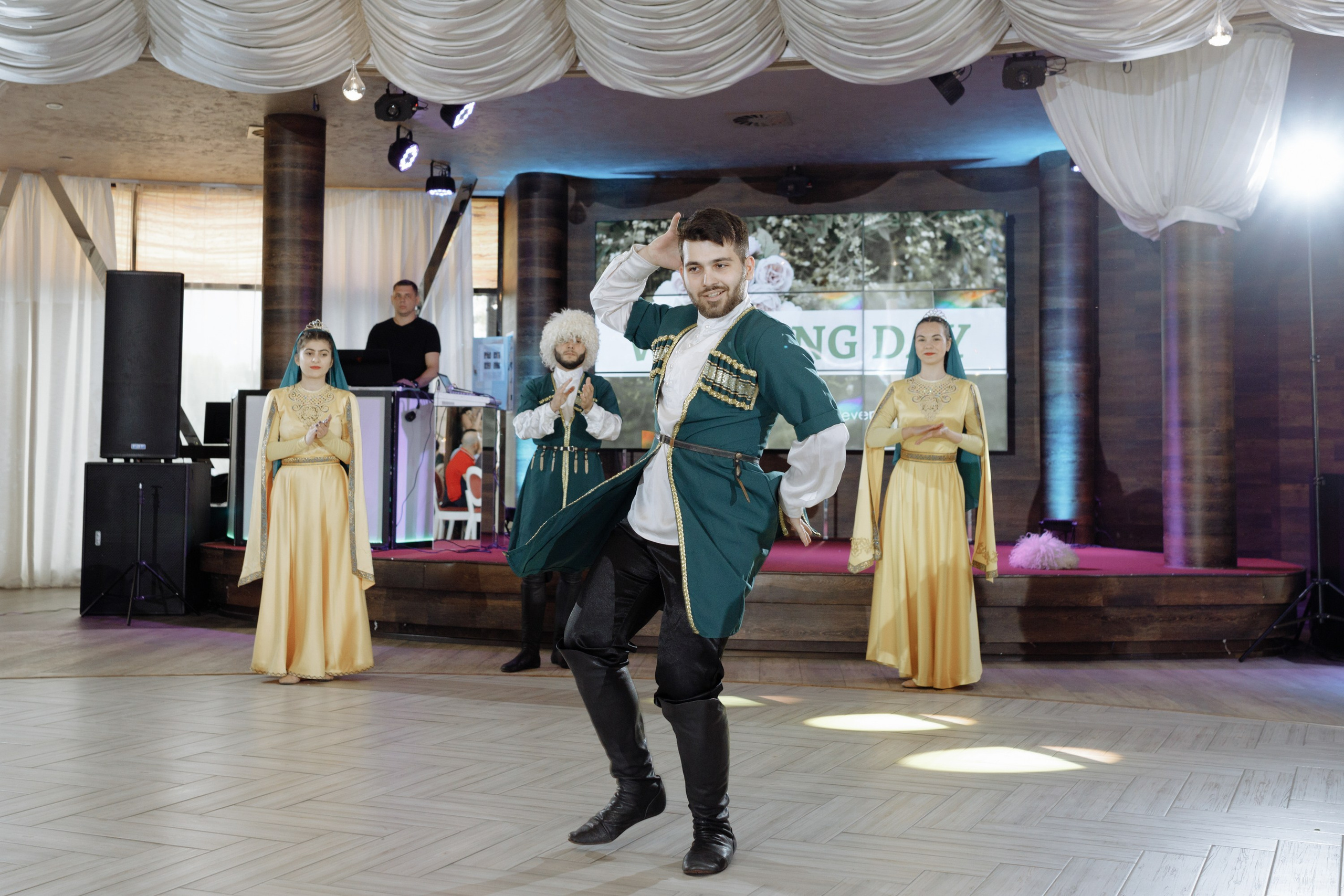 Степан и Элянора (полный день). Свадебный фотограф