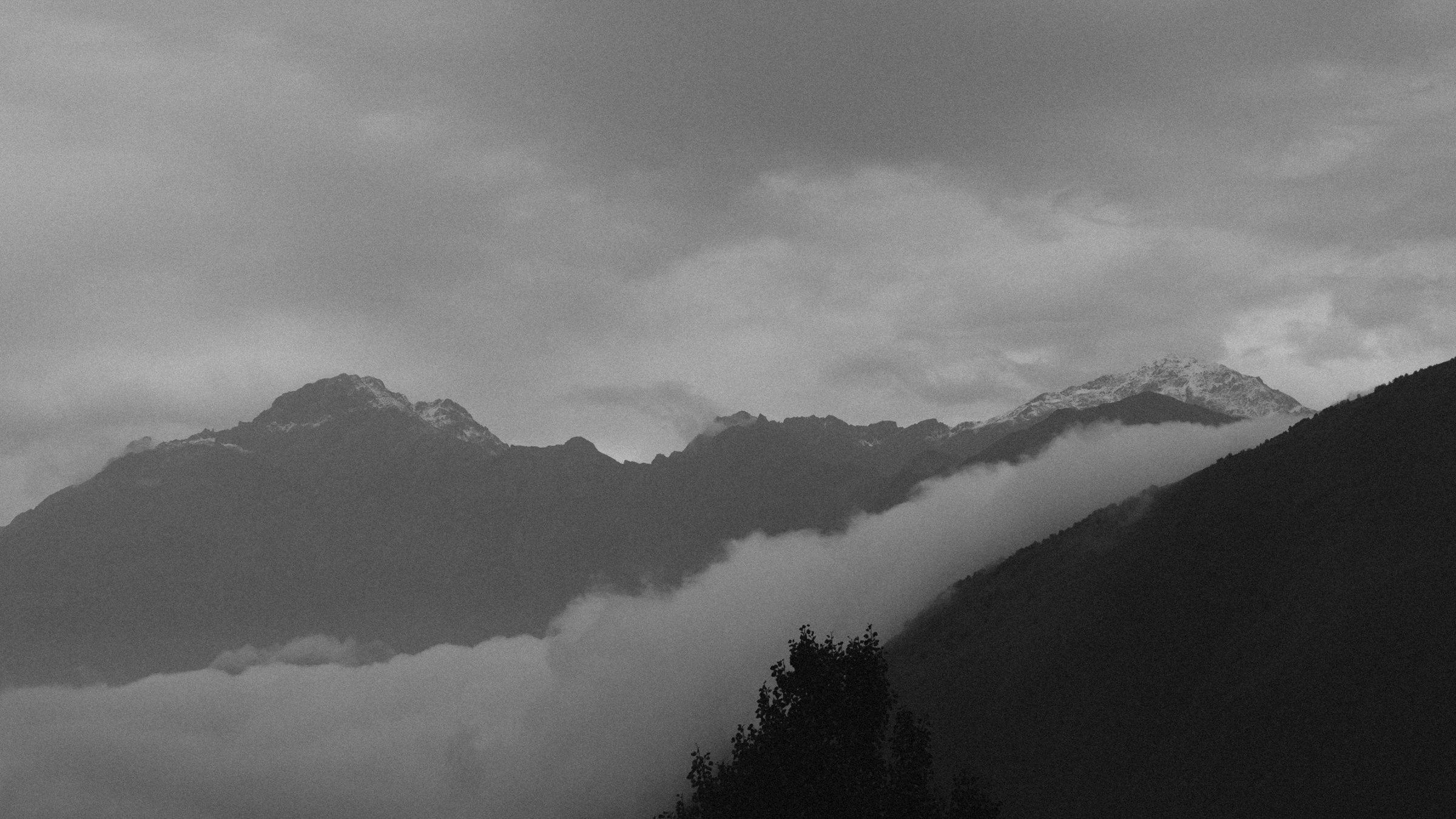 Воздух, горы, семья. Свадебный фотограф в Ярославле Илья Жуков