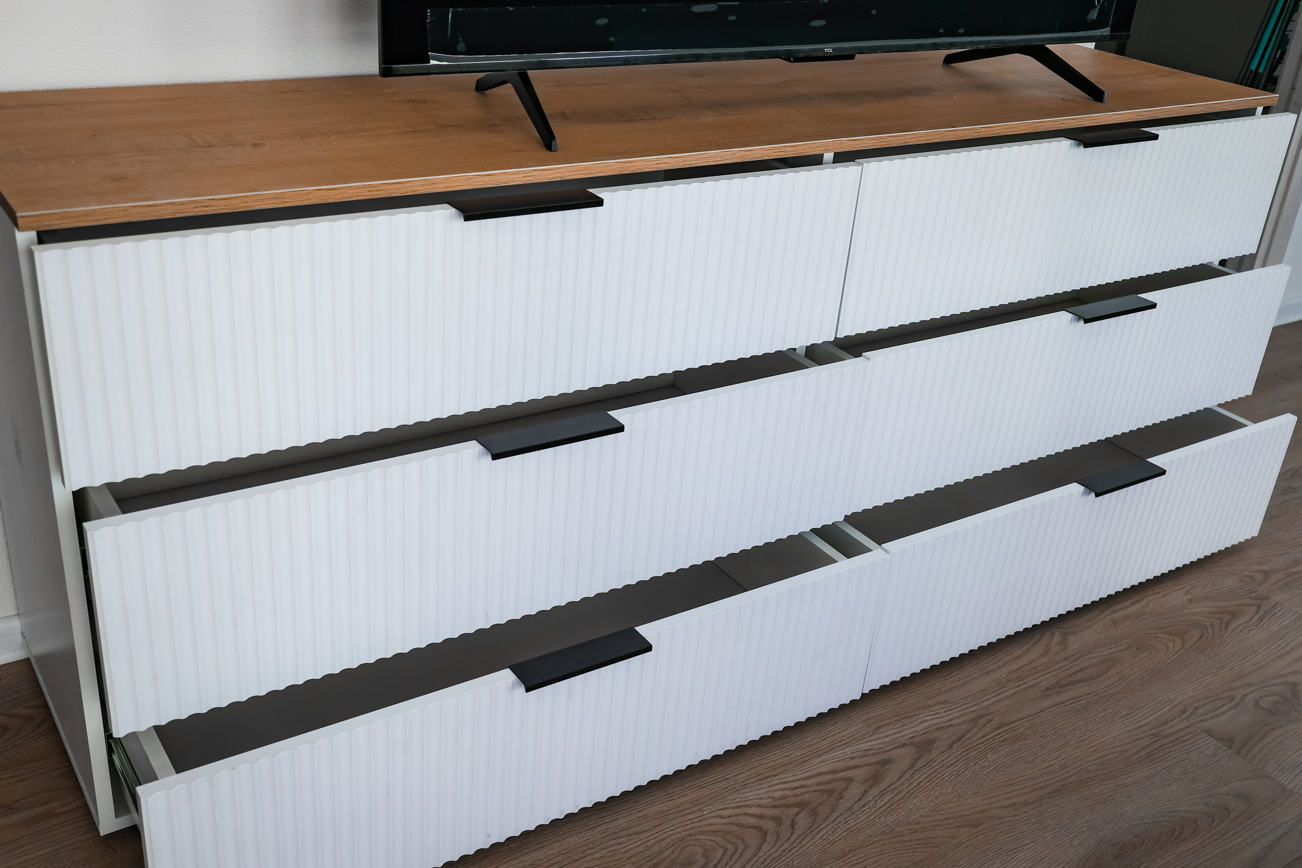 APARTMENT COMPLEX INTERIOR. Mixturecaptures