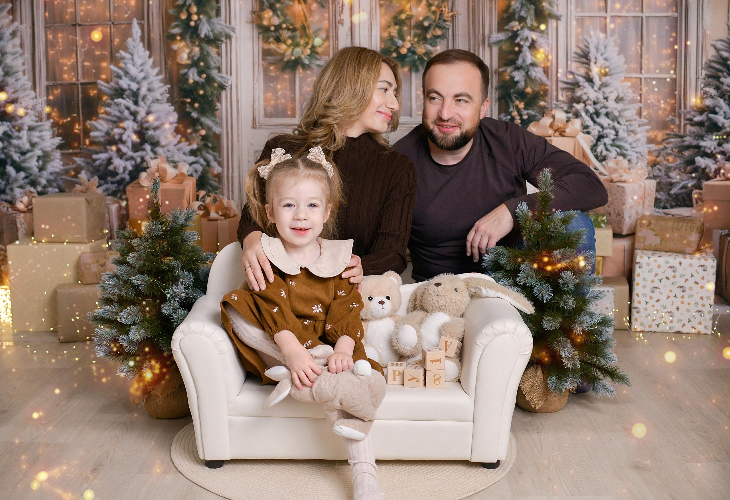 Новогодняя семейная фотосессия в Краснодаре 2023-2024. Фотограф новорожденных Краснодар Малышенко Надежда