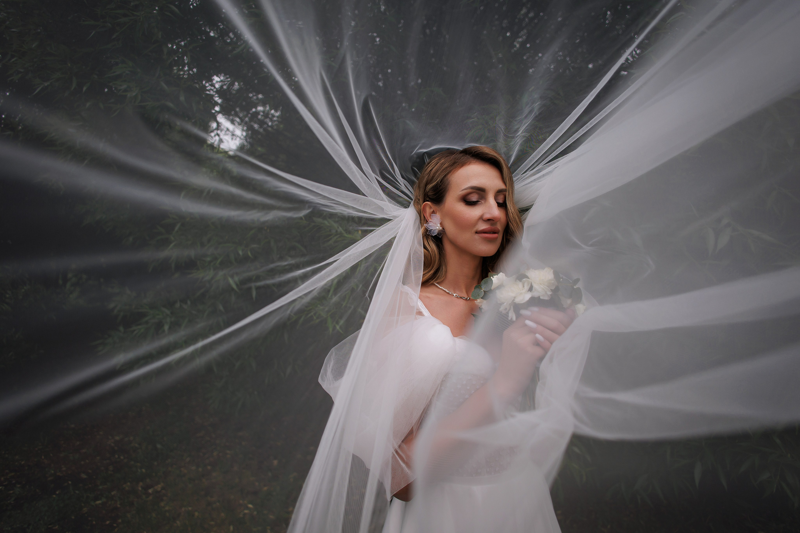 Яков и Валерия. Свадебный фотограф в Омске Яна Савина