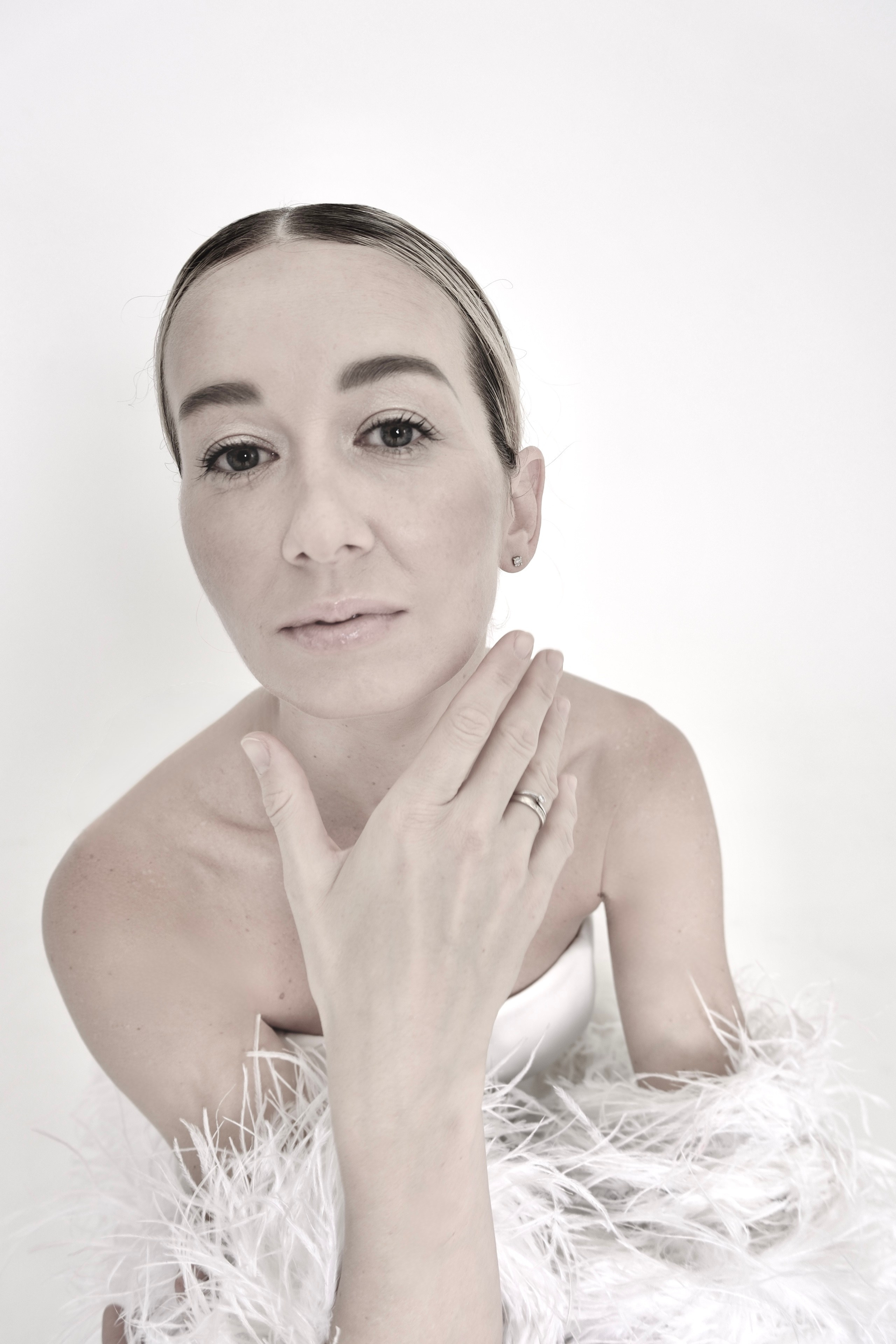 Фотосъемка в студии в стиле Вог. Фотограф и художник в Москве Евгения Нюнина