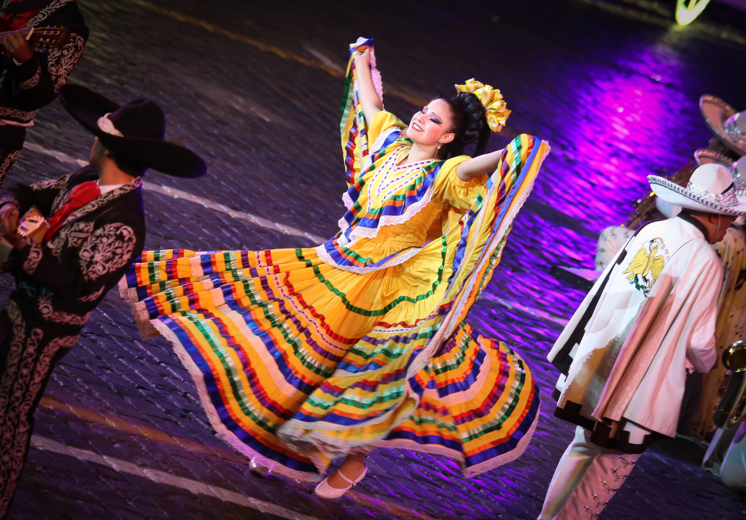 Фестиваль «Спасская башня» — 2014. Дарья Письменюк / Darya Leitstern — фотограф, музыкант, журналист, путешественник