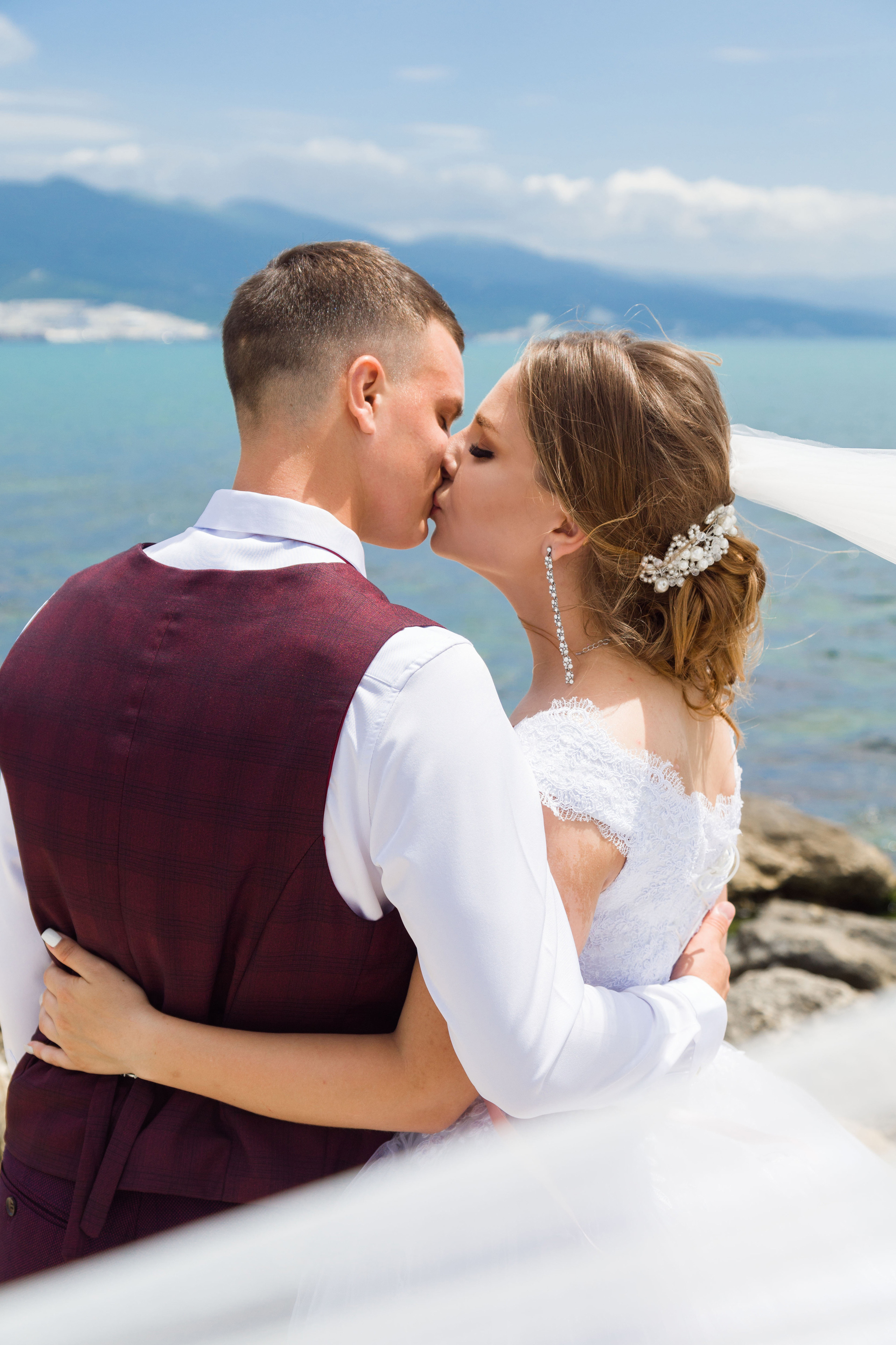 Свадебная фотосессия в Абрау. Профессиональный фотограф Геленджик, Новоросийск Виктория Цейс