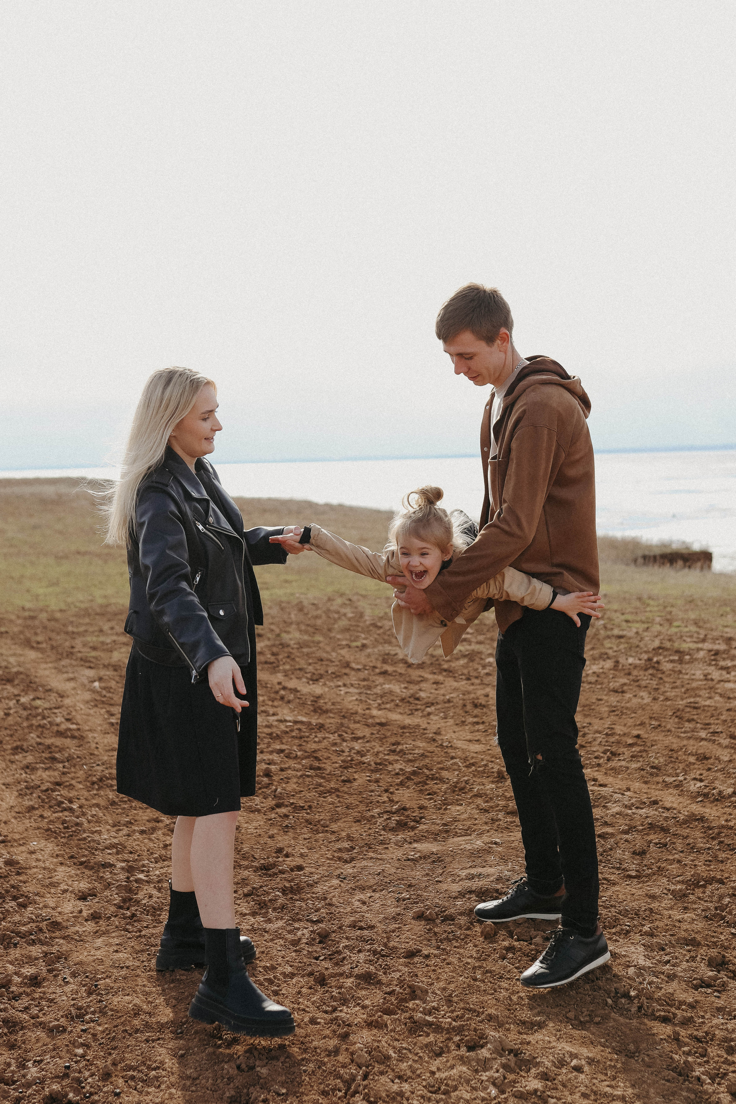 Катя+София+Руслан. Свадебный фотограф Волгоград и Волжский Евгения Кимлач