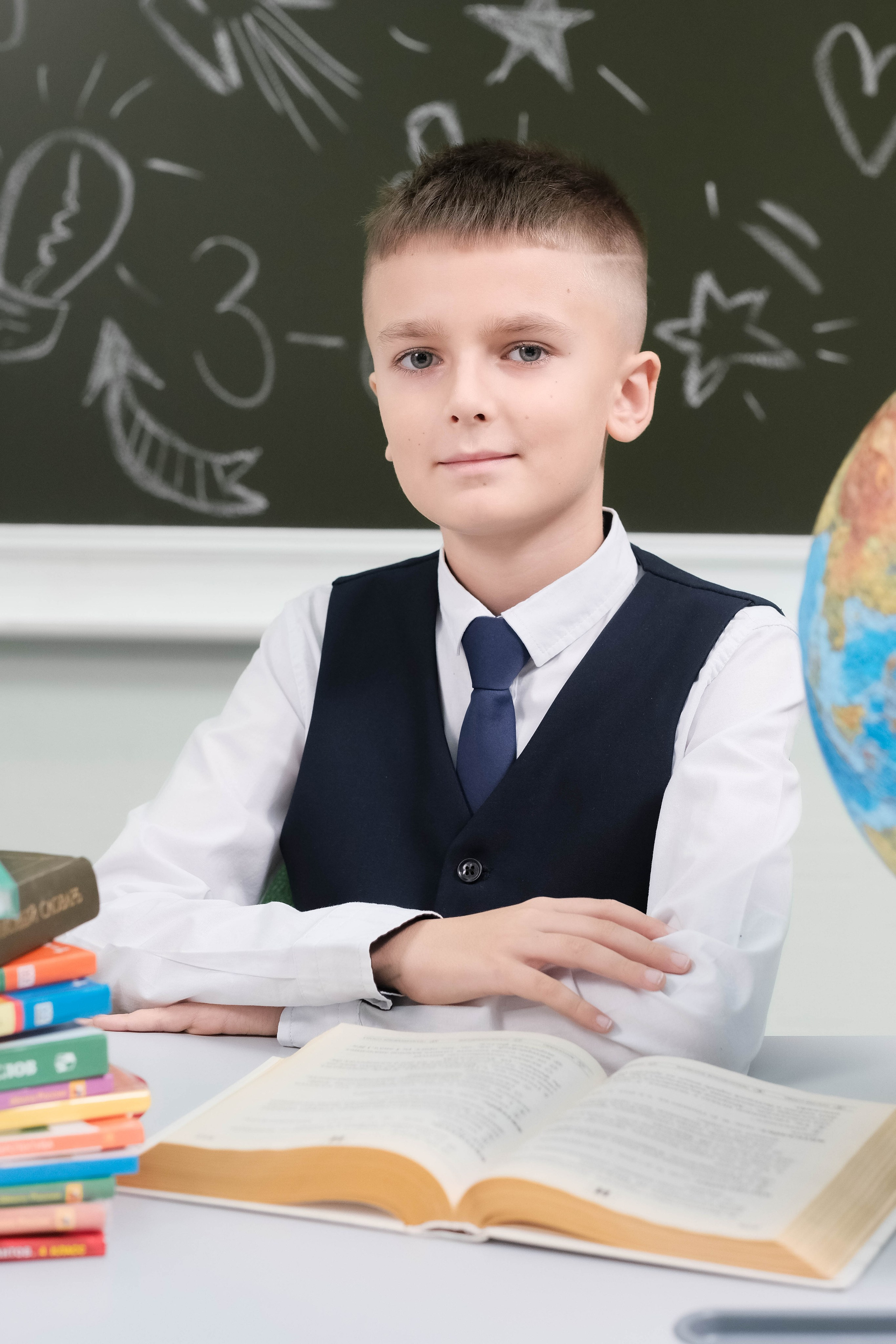 4 класс. Фотограф Елена Дегтярева. Семейная, детская и школьная фотография в Тюмени. Яркие и живые снимки, которые сохранят историю вашей семьи