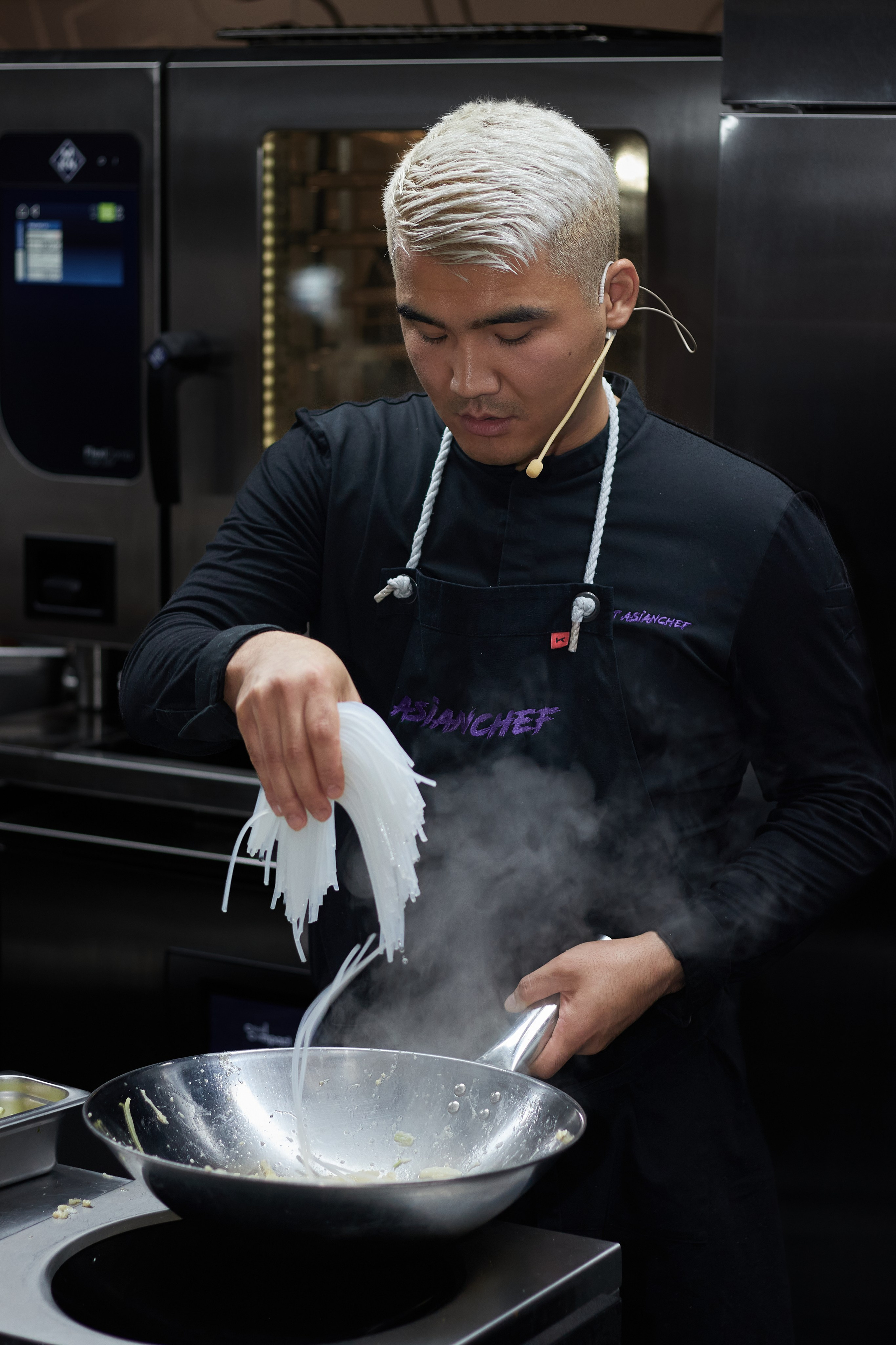 Мастер Класс паназиатской кухни ResFood — Курсант Нурадинов. Фотограф Красноярск | Ховрин Иван | Свадьбы, Мероприятия, Фотосессии