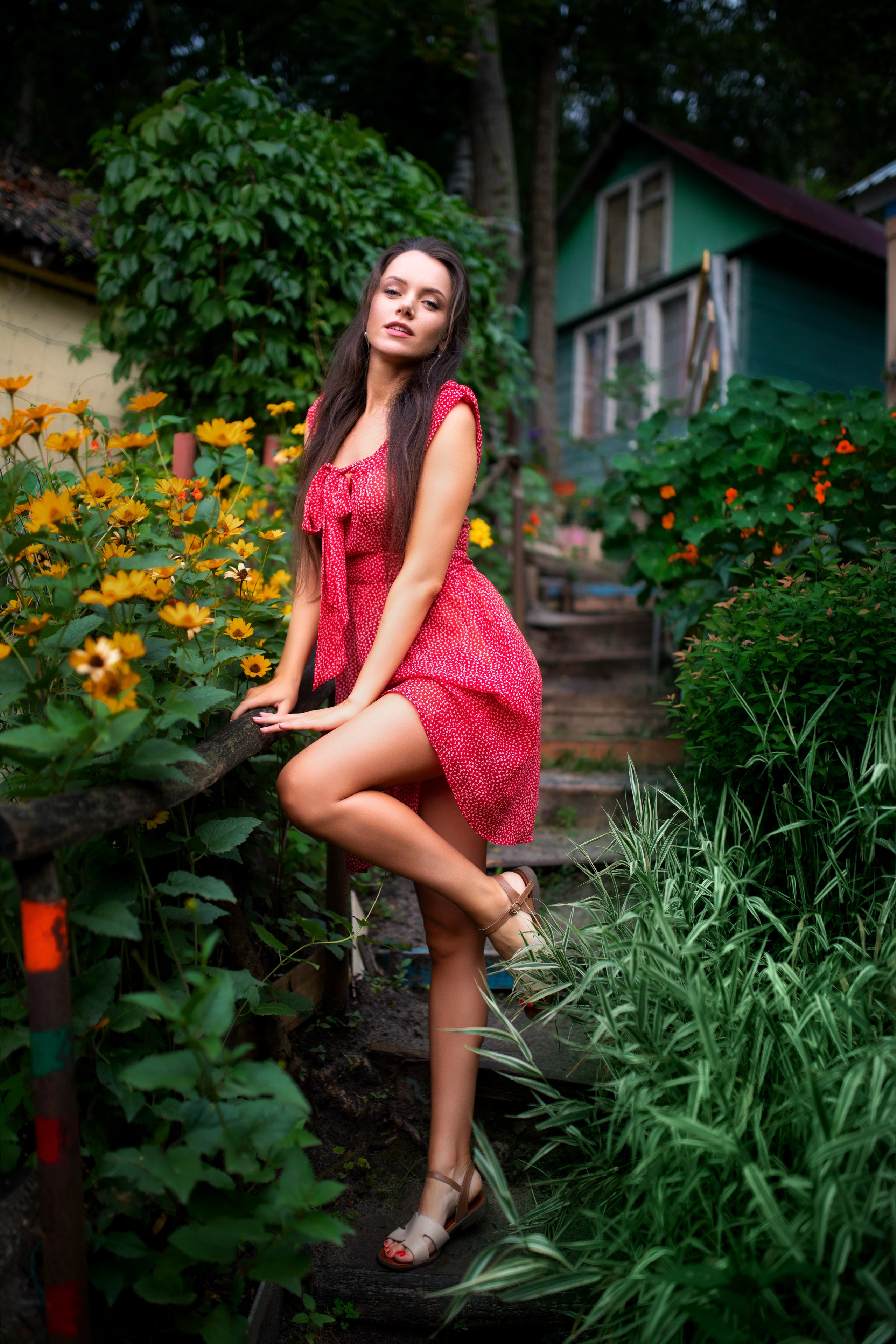 Съемка с Екатериной на рассвете на берегу реки