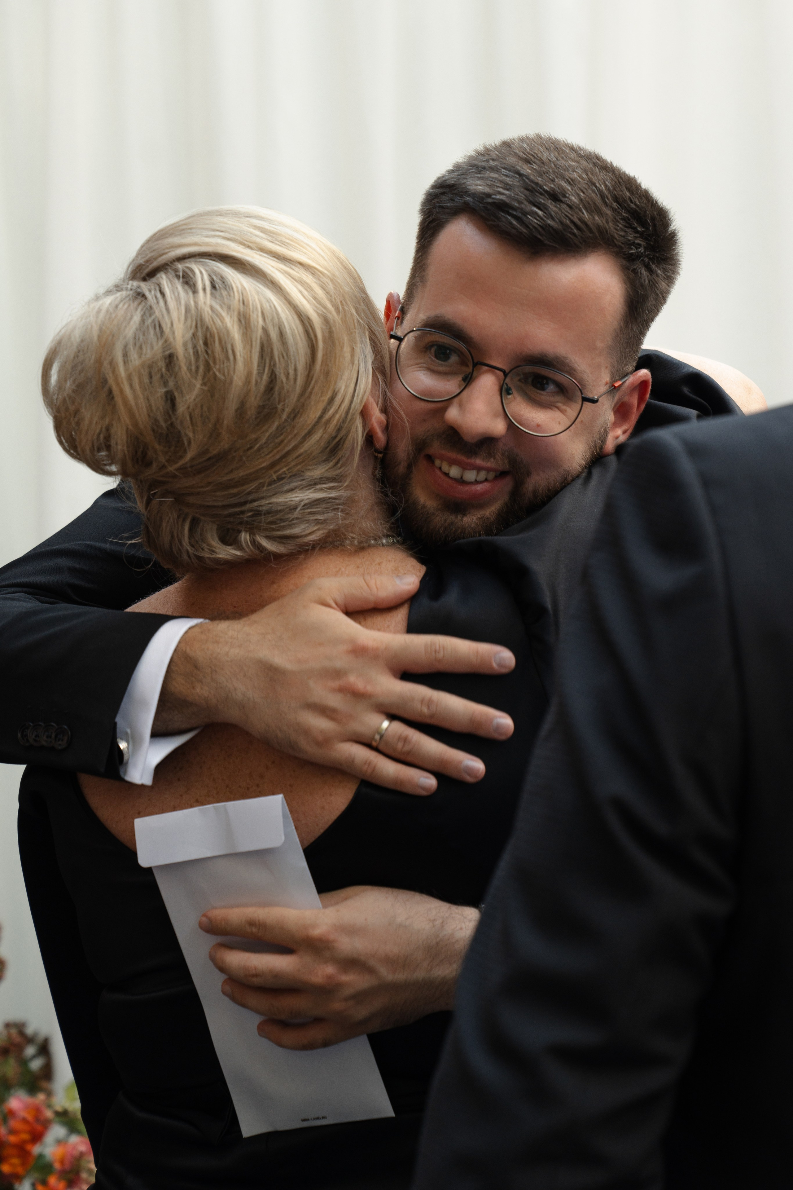 «комфорлабельно и эстетично». Свадебный фотограф Наташа Брифли