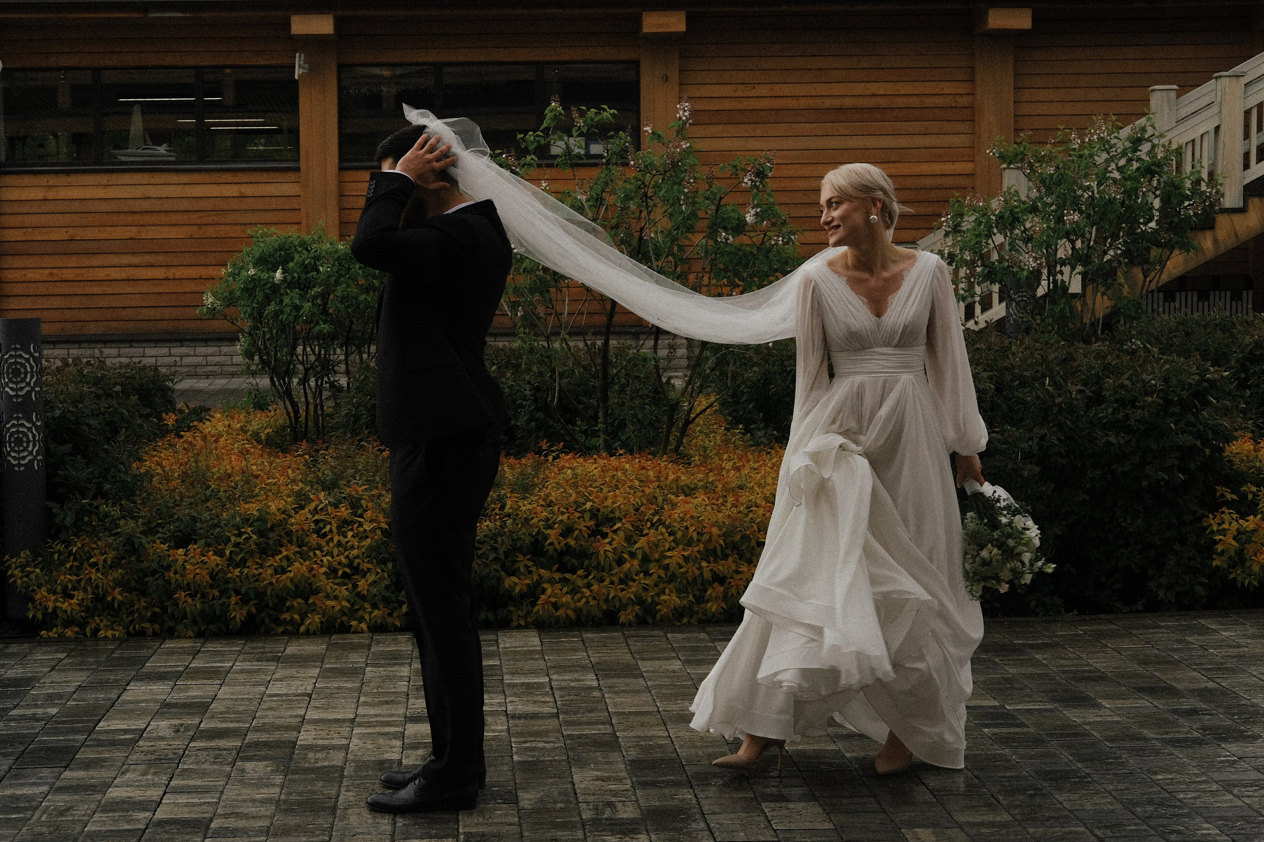 Мурашки под дождём. Обо мне