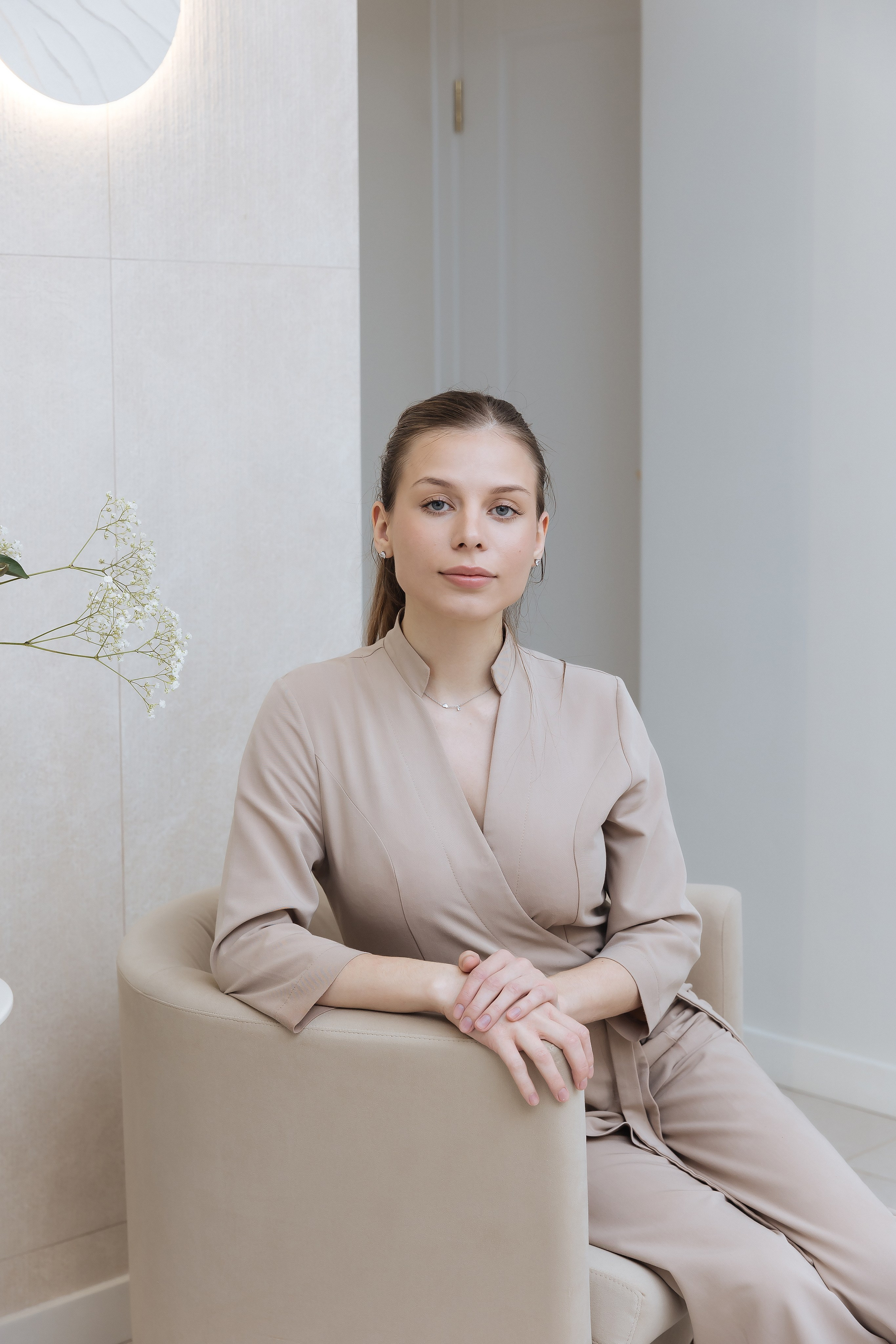 Код Красоты 〡 массаж • косметология. Мозжерина Ирина — Свадебный и семейный фотограф в Екатеринбурге