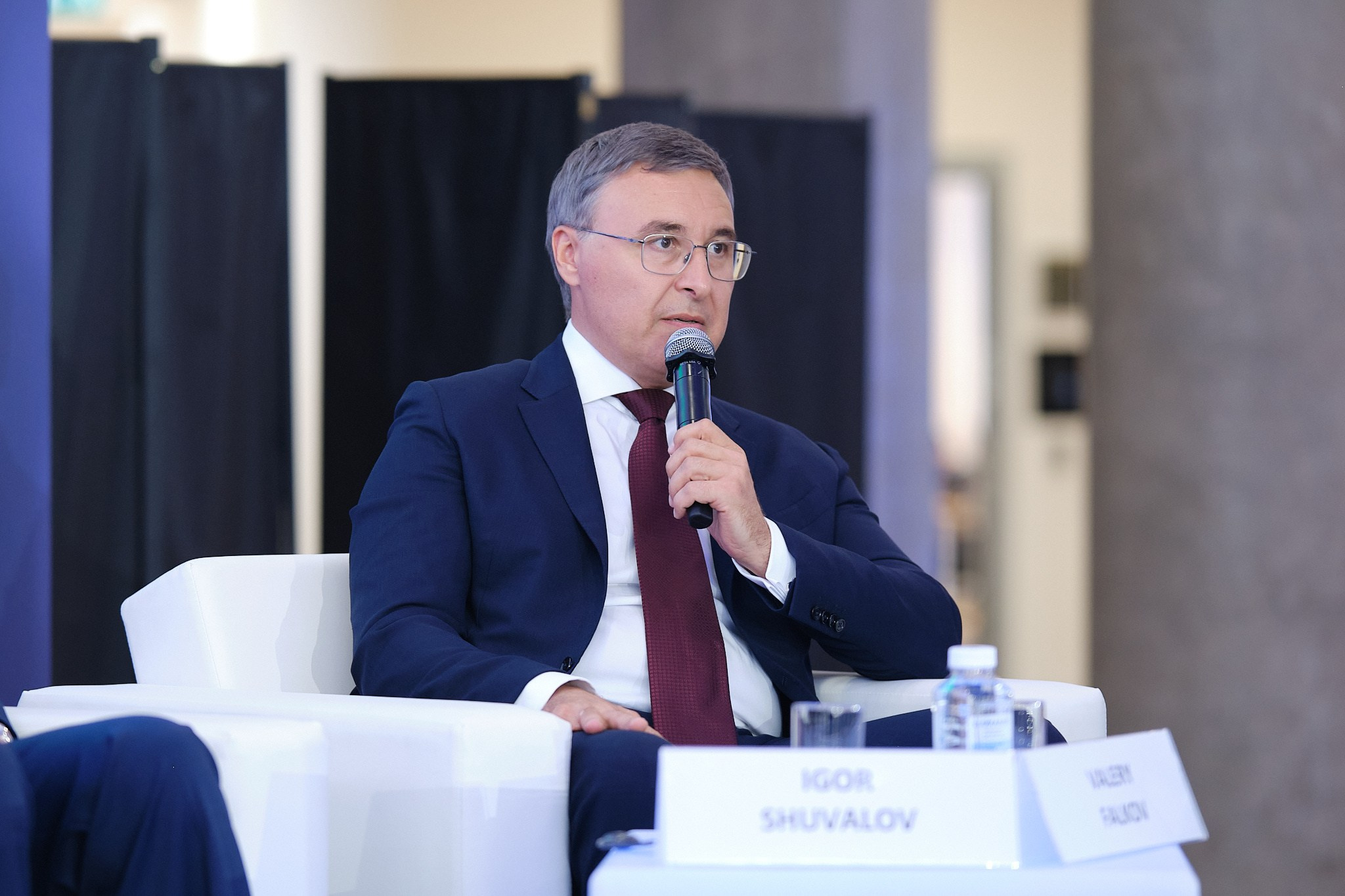 Конференция СКОЛТЕХА «Фронтиры прогресса». Профессиональный фотограф в Москве Павел Жданов