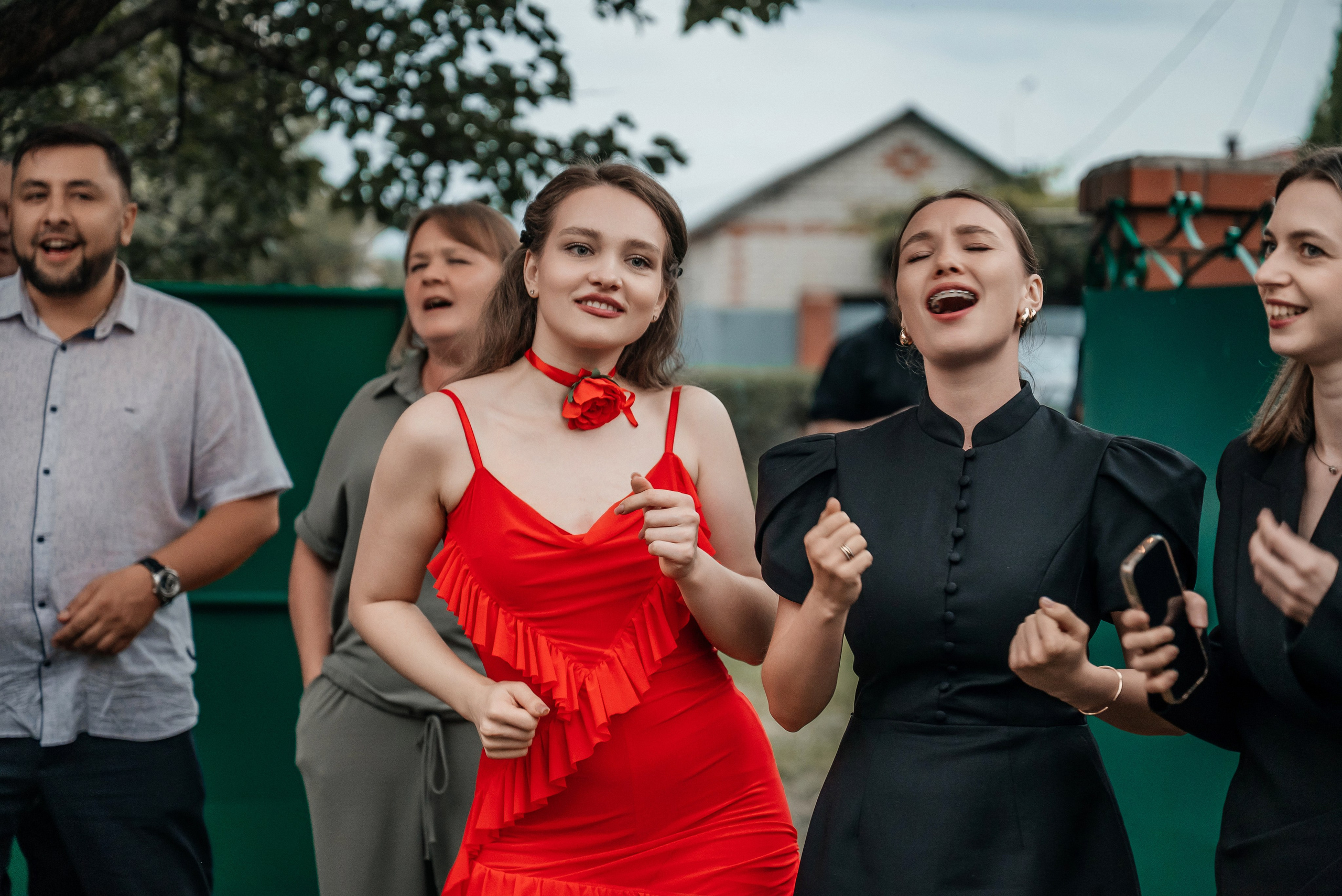 «Свадьба Даши и Артема». Школьный фотограф в Валуйках. Фотосессии для выпускников и изготовление выпускных альбомов в городе Валуйки и в Белгородской области