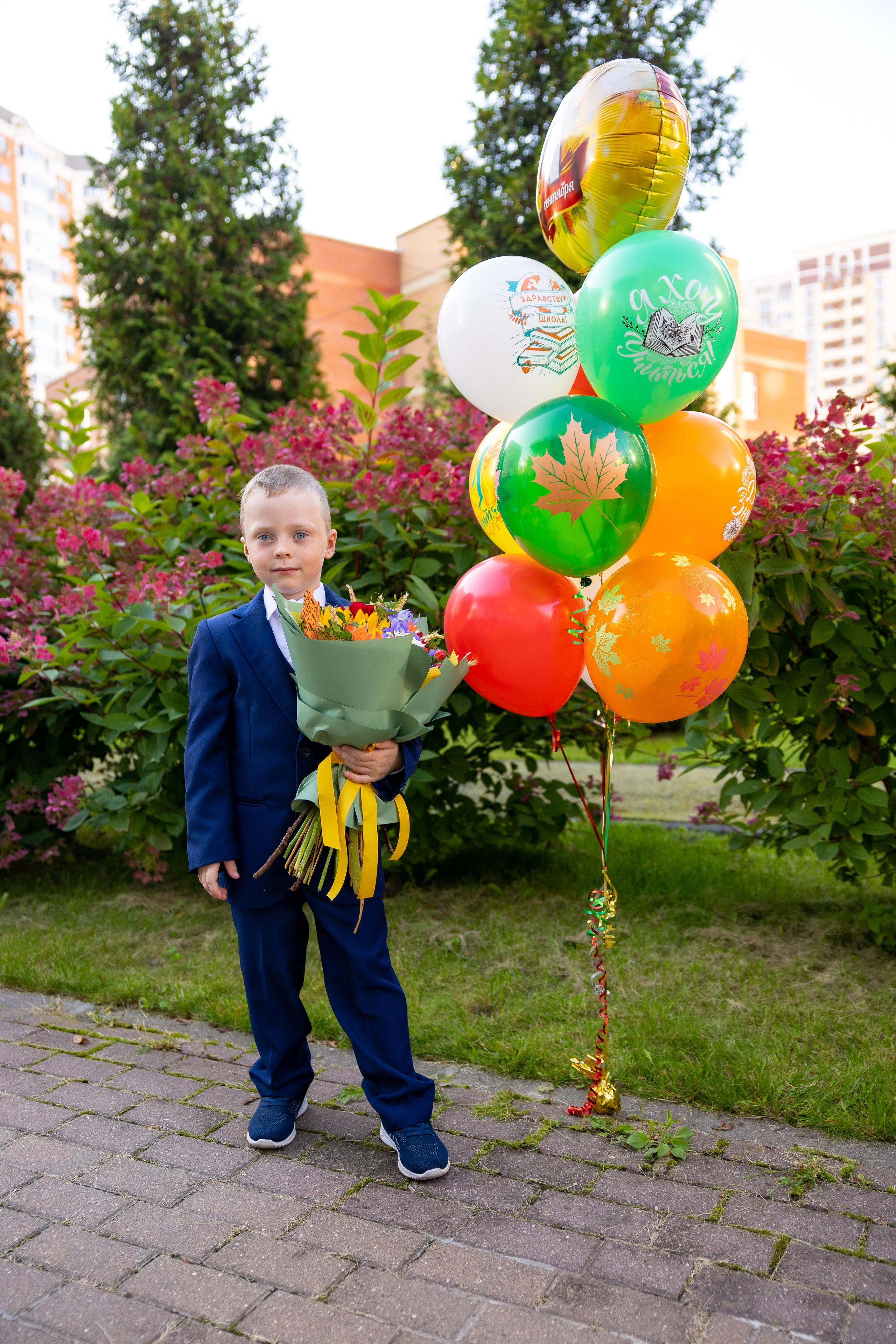 1 сентября. Дарья Бухреева — фотограф, видеограф и фототерапевт. Москва и мир