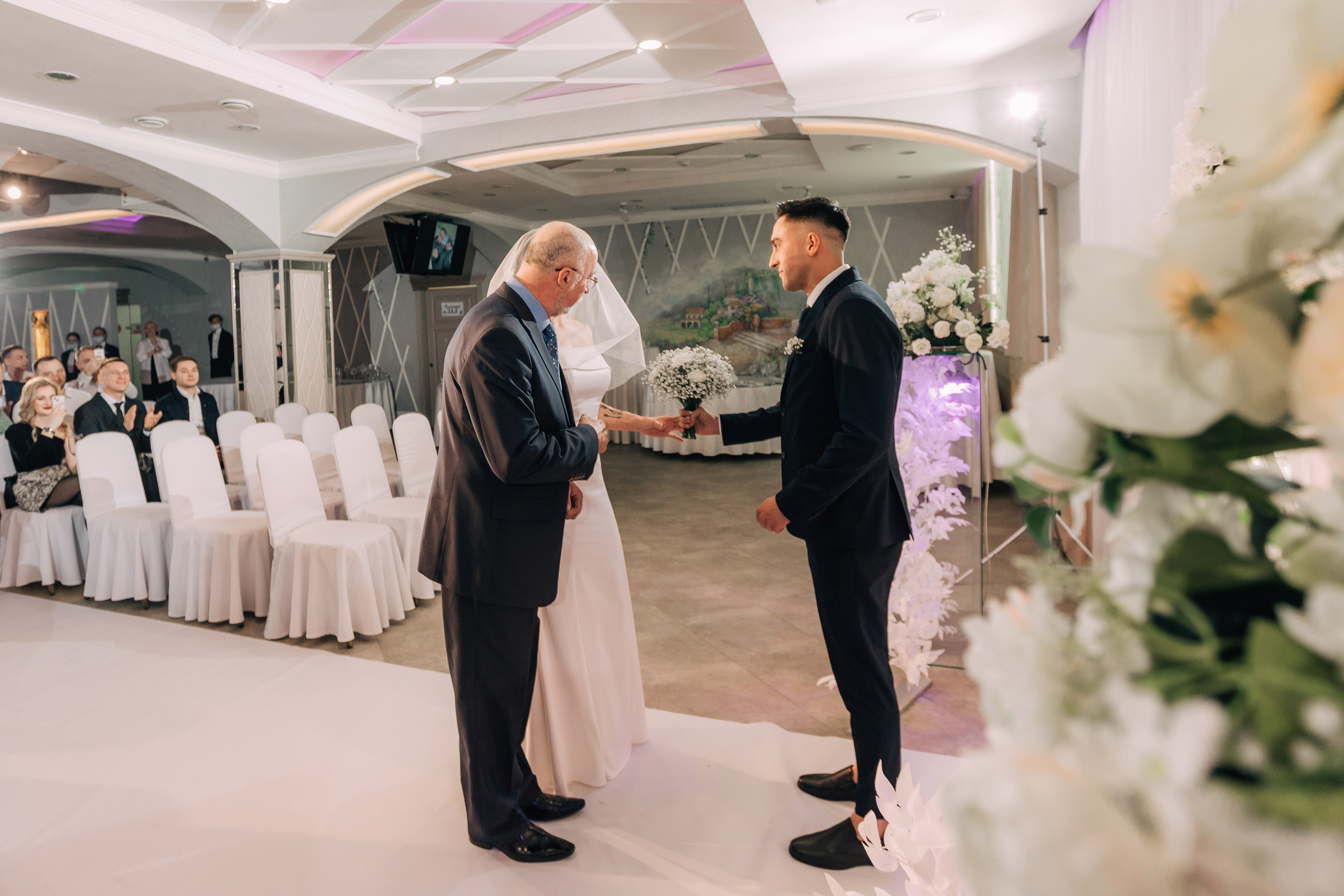 Илья и Надя Банкет. Ваш фотограф Антон Колташов город Курган Тюмень Челябинск Екатеринбург