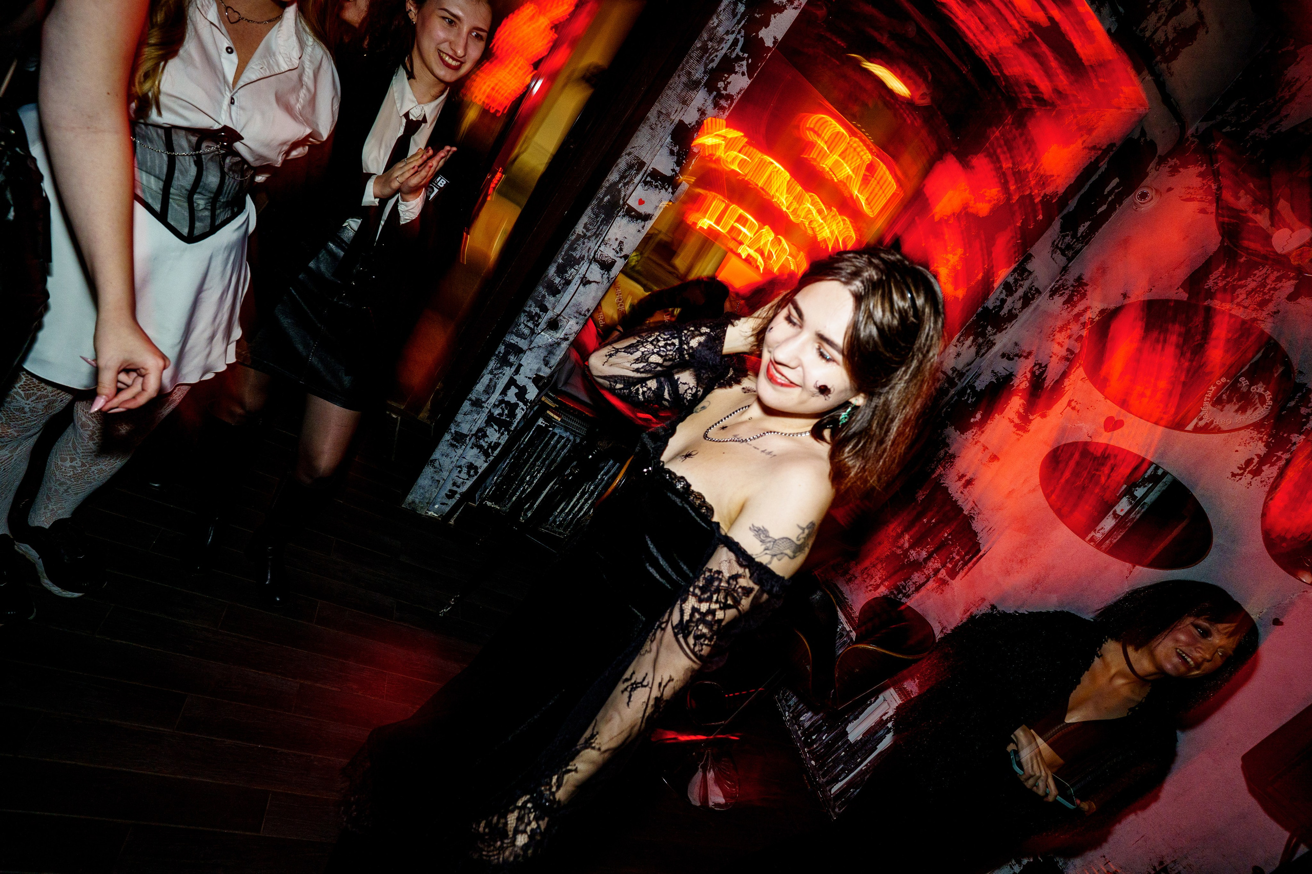 Halloween party. Бар разбитых сердец. Концертный и репортажный фотограф в Санкт-Петербурге Слава Пахомов