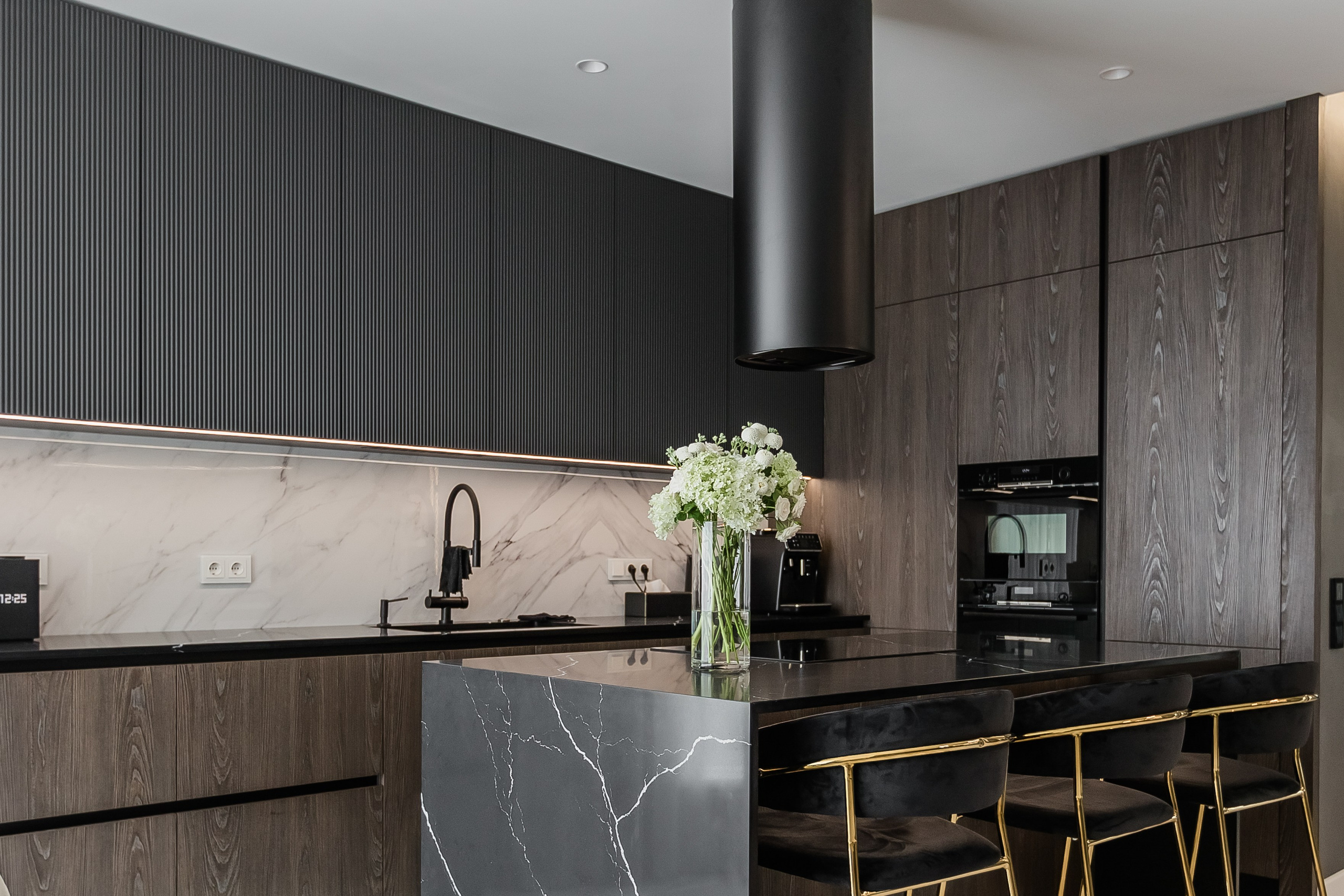 Кухни в стиле лофт — фото реализованных проектов | Prime Мебель. Prime Мебель — кухни на заказ от производителя в Москве и Московской области | Изготовление и дизайн