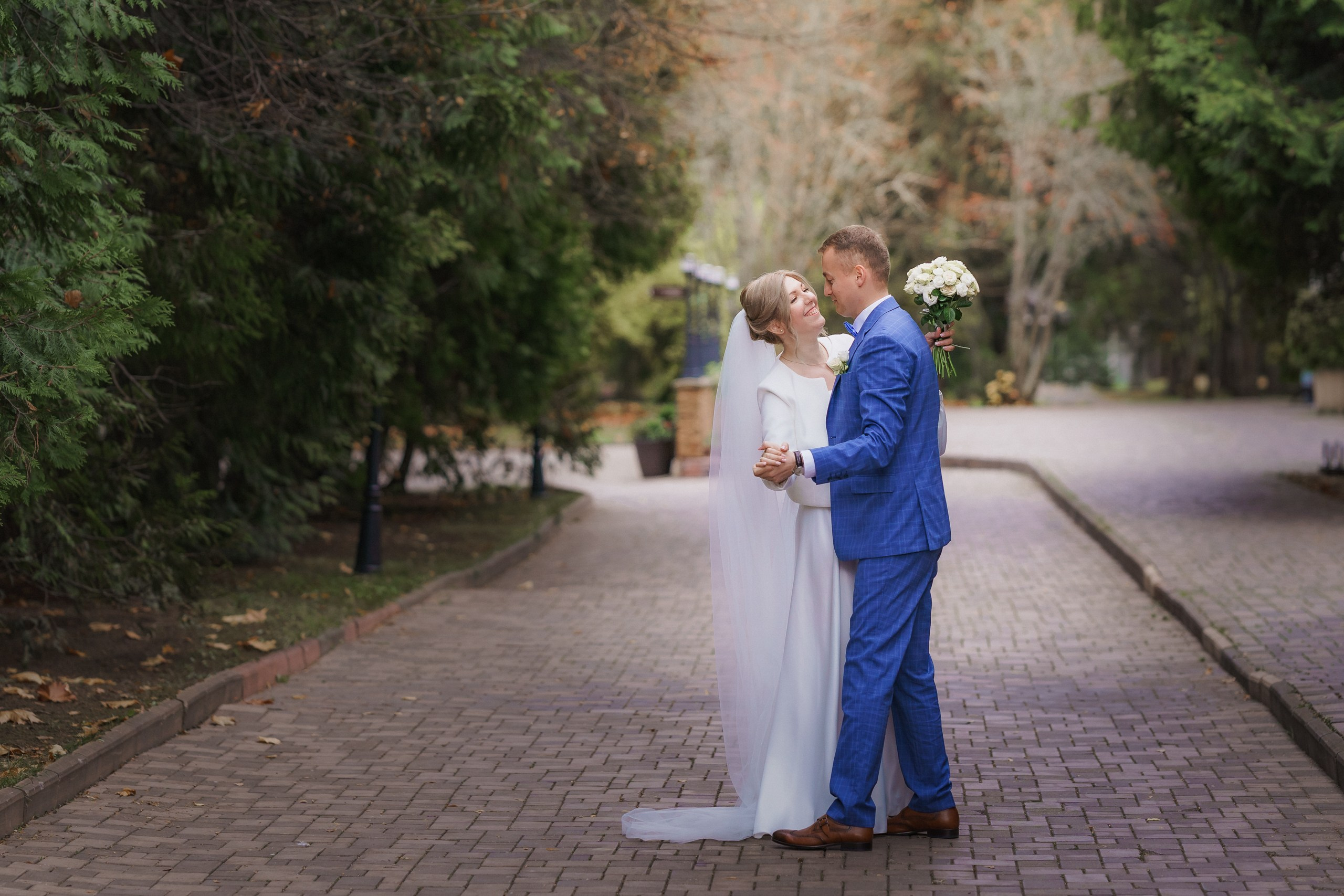 Большой свадебный день с венчанием