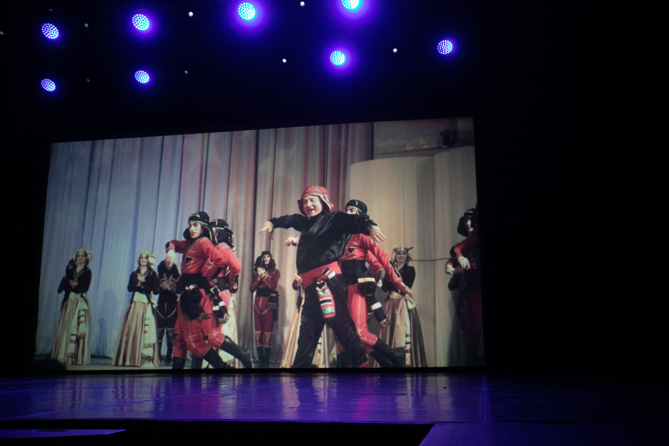 Концерт, грузинские танцы. Art photographer Nino