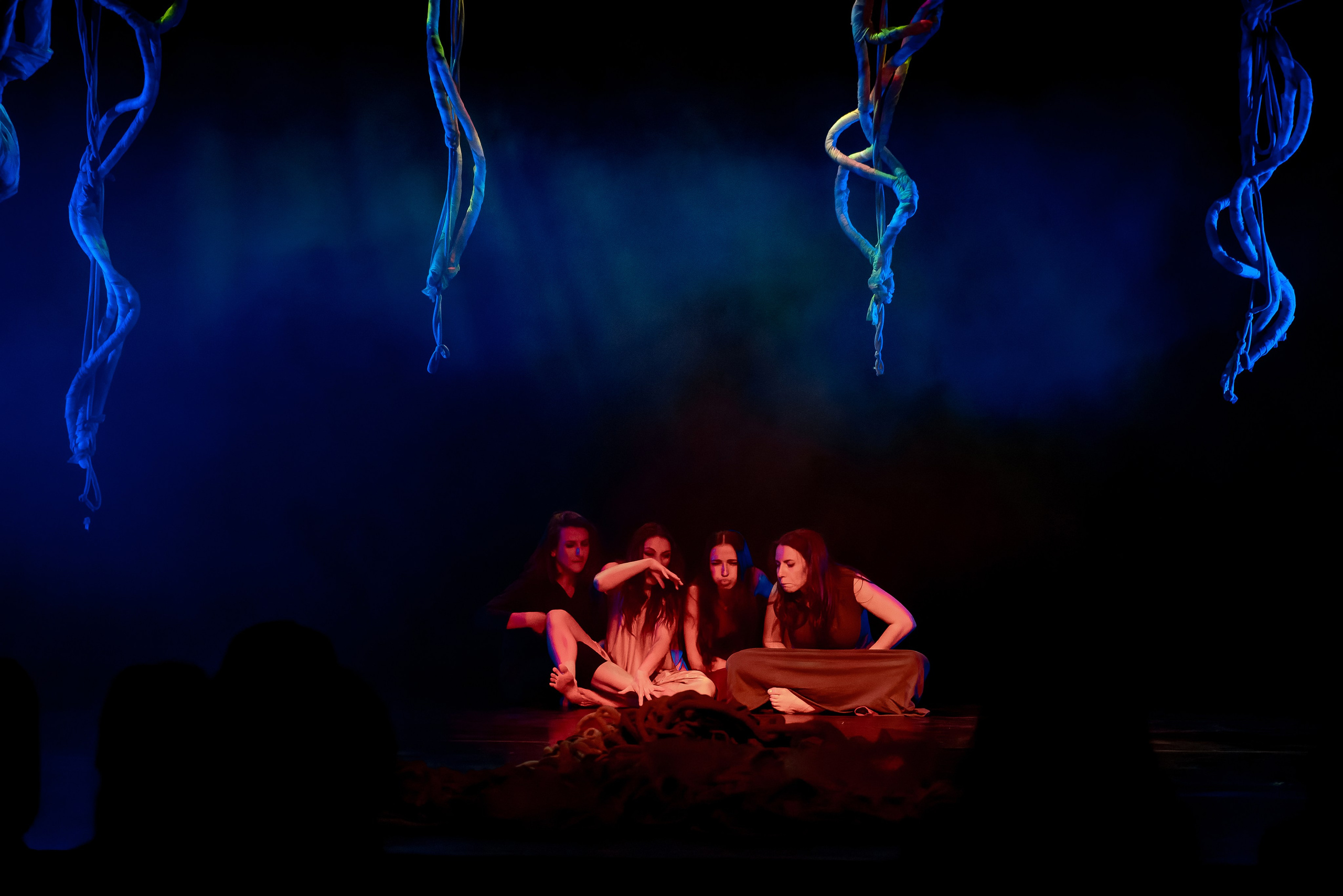 «БезДна», театр Арлекиниада. Фотограф и режиссер Московко Екатерина