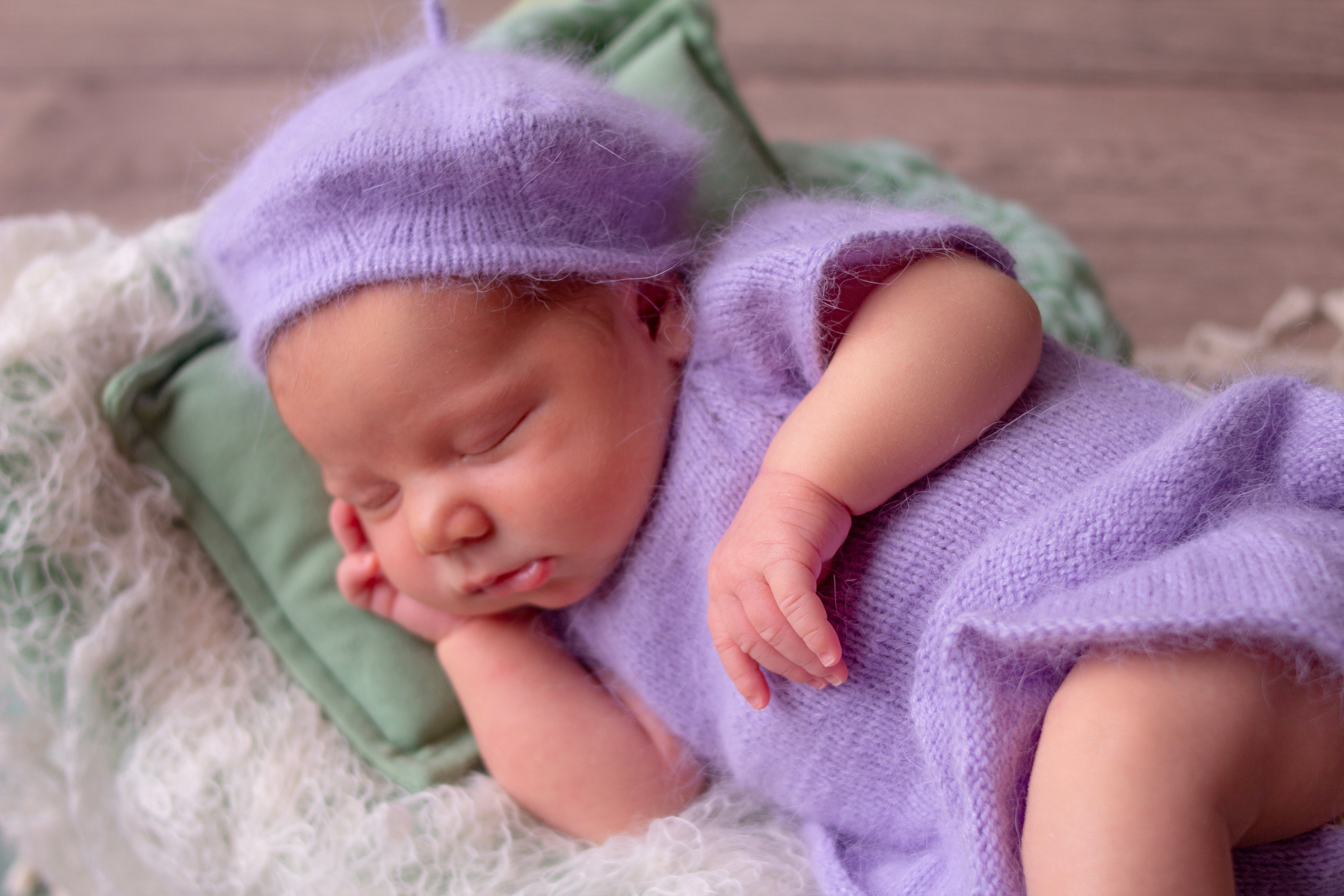 Образы в вязаных костюмчиках. Первый кадр | newborn фотограф | Всеволожск
